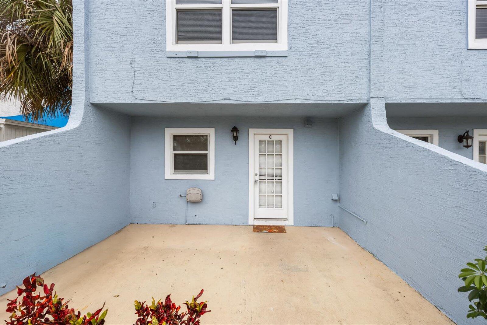 CORAL COVE BEACH-SECTION ONE - Residential Lease