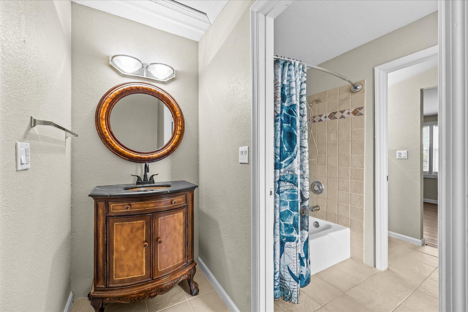 CORAL COVE BEACH-SECTION ONE - Residential Lease