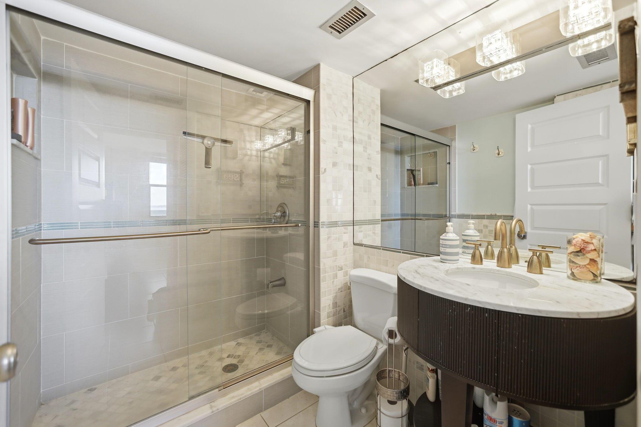 OCEANA OCEANFRONT CONDOMI - Residential Lease