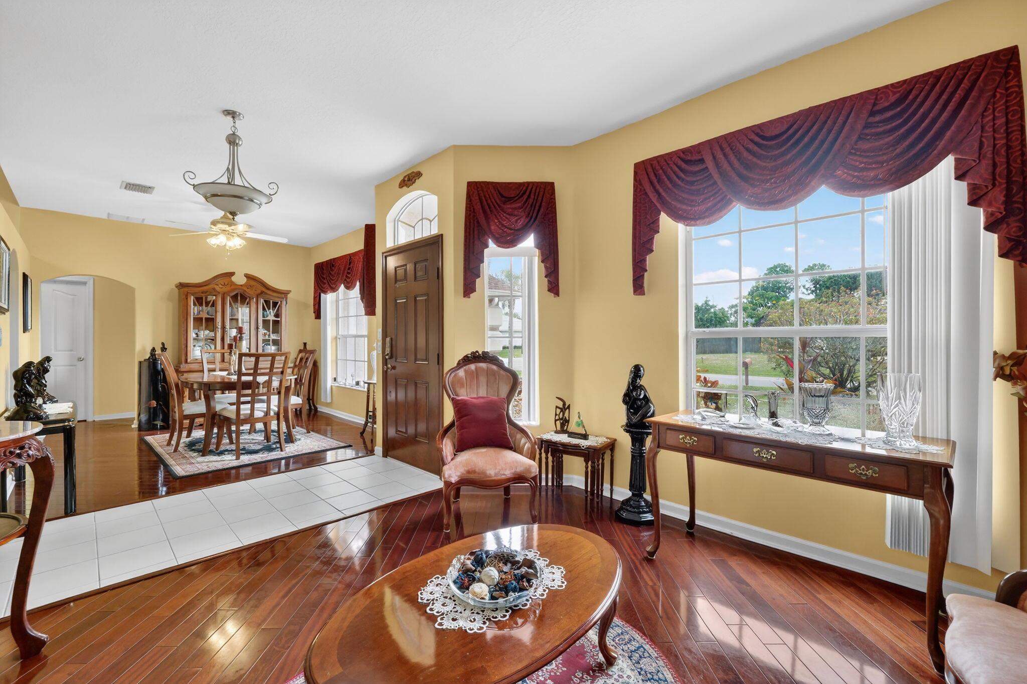 601 NW Riverside Drive