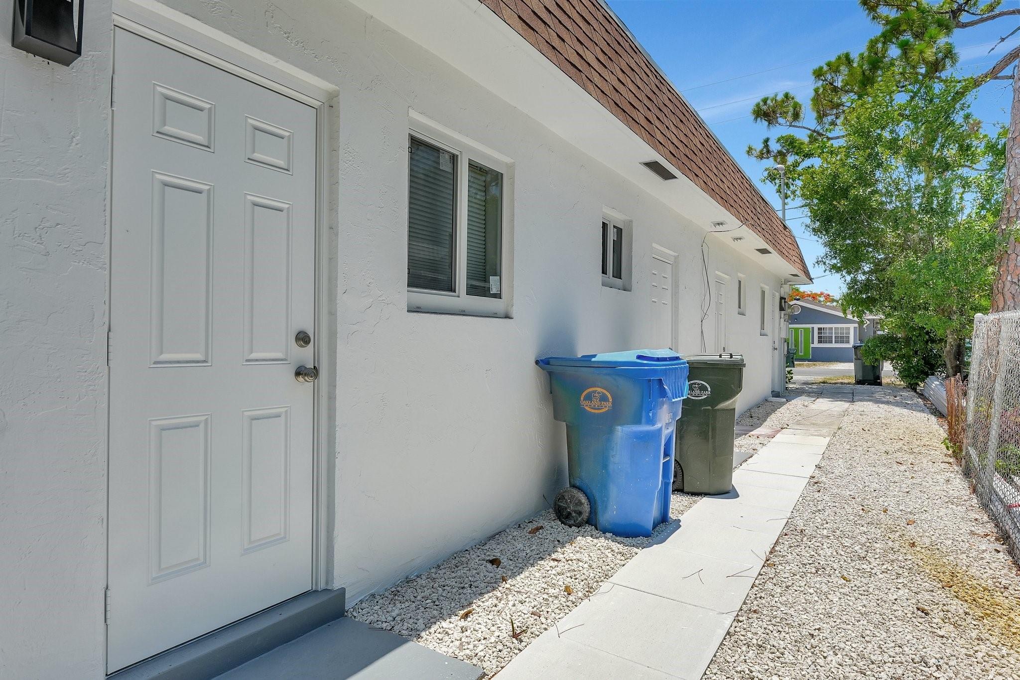 Oakland Park Second Add 1 - Residential Lease