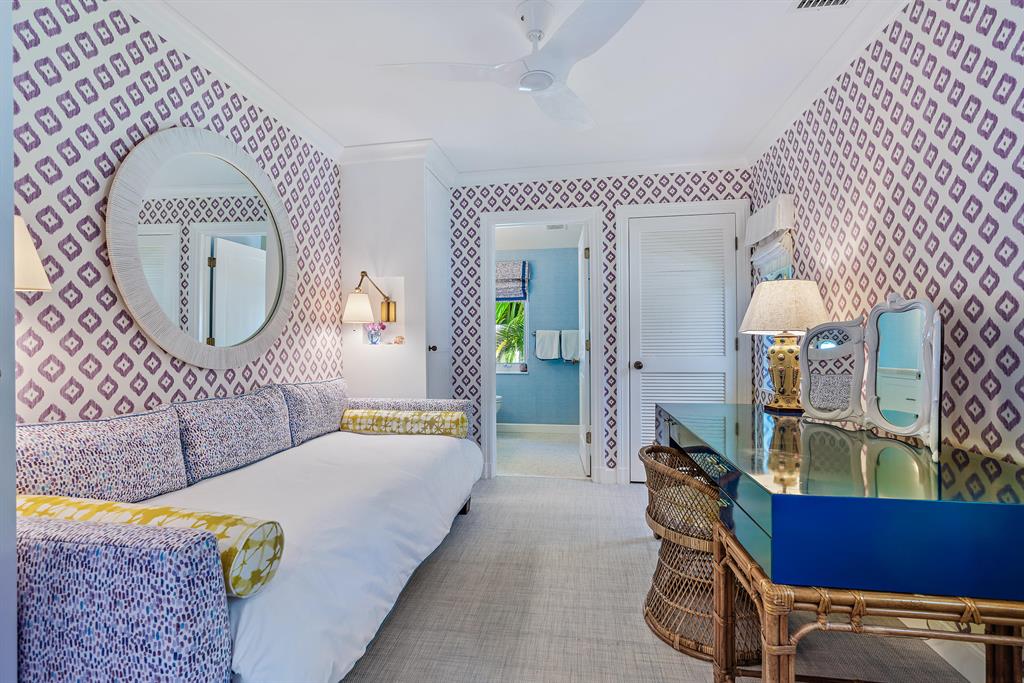 EL ENCANTO - Residential