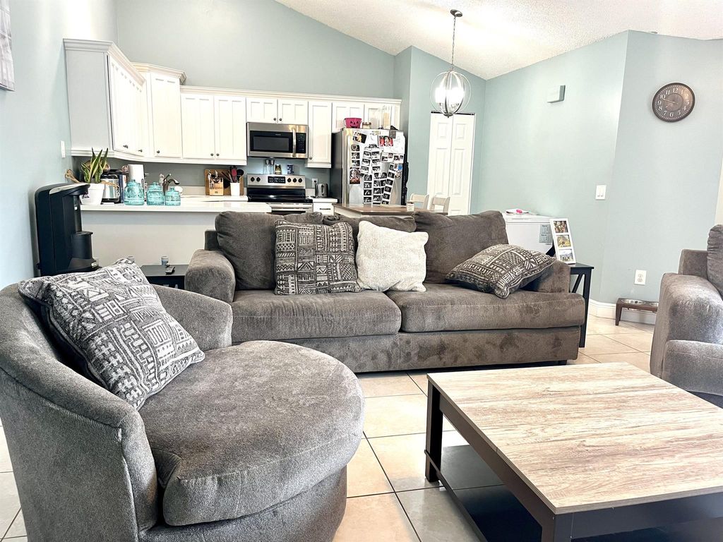 Photo of 5705 Golden Eagle Circle, Palm Beach Gardens, FL 33418 (MLS # R10967157)