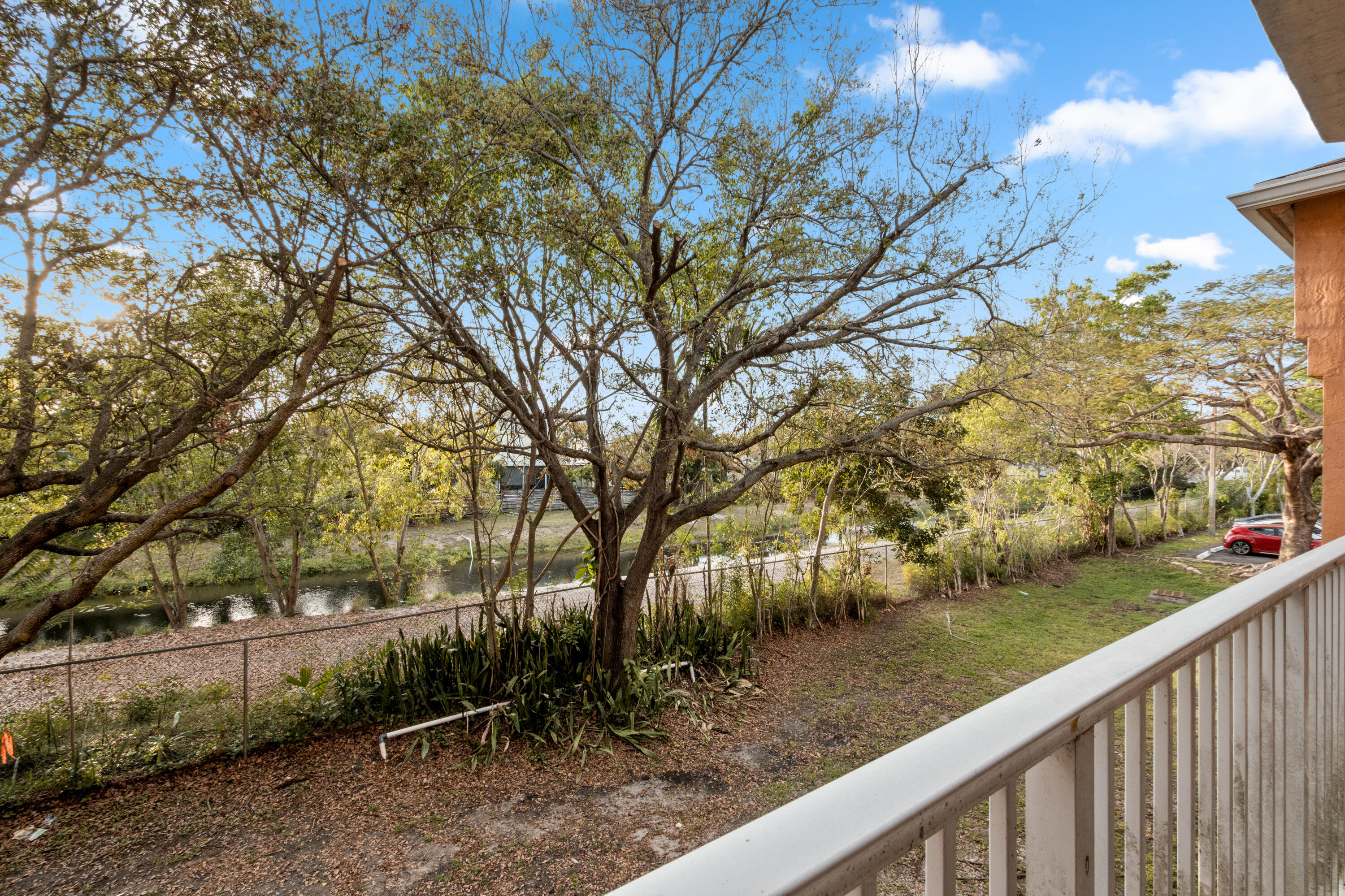 COURTYARDS AT DAVIE CONDO - Residential