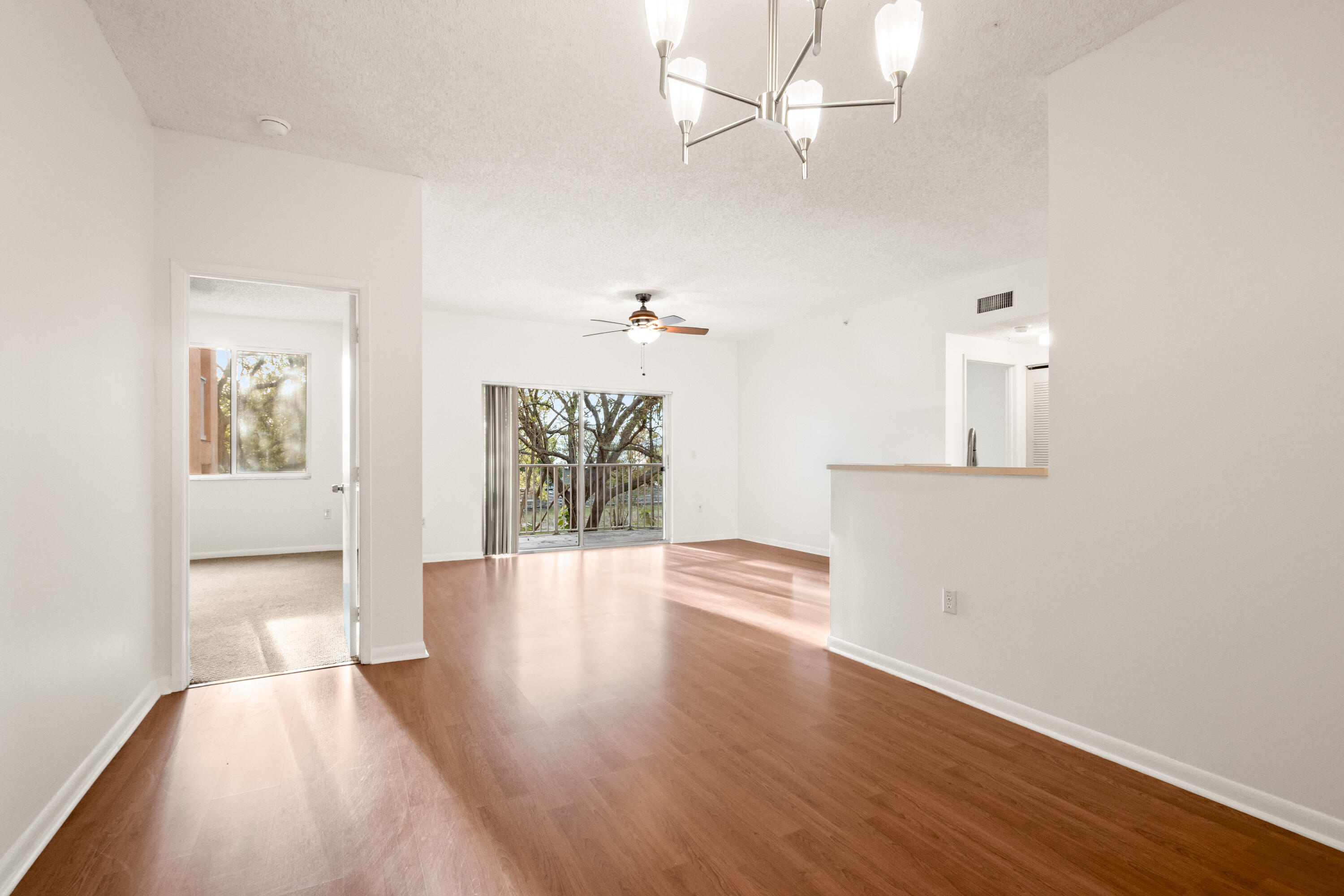 COURTYARDS AT DAVIE CONDO - Residential