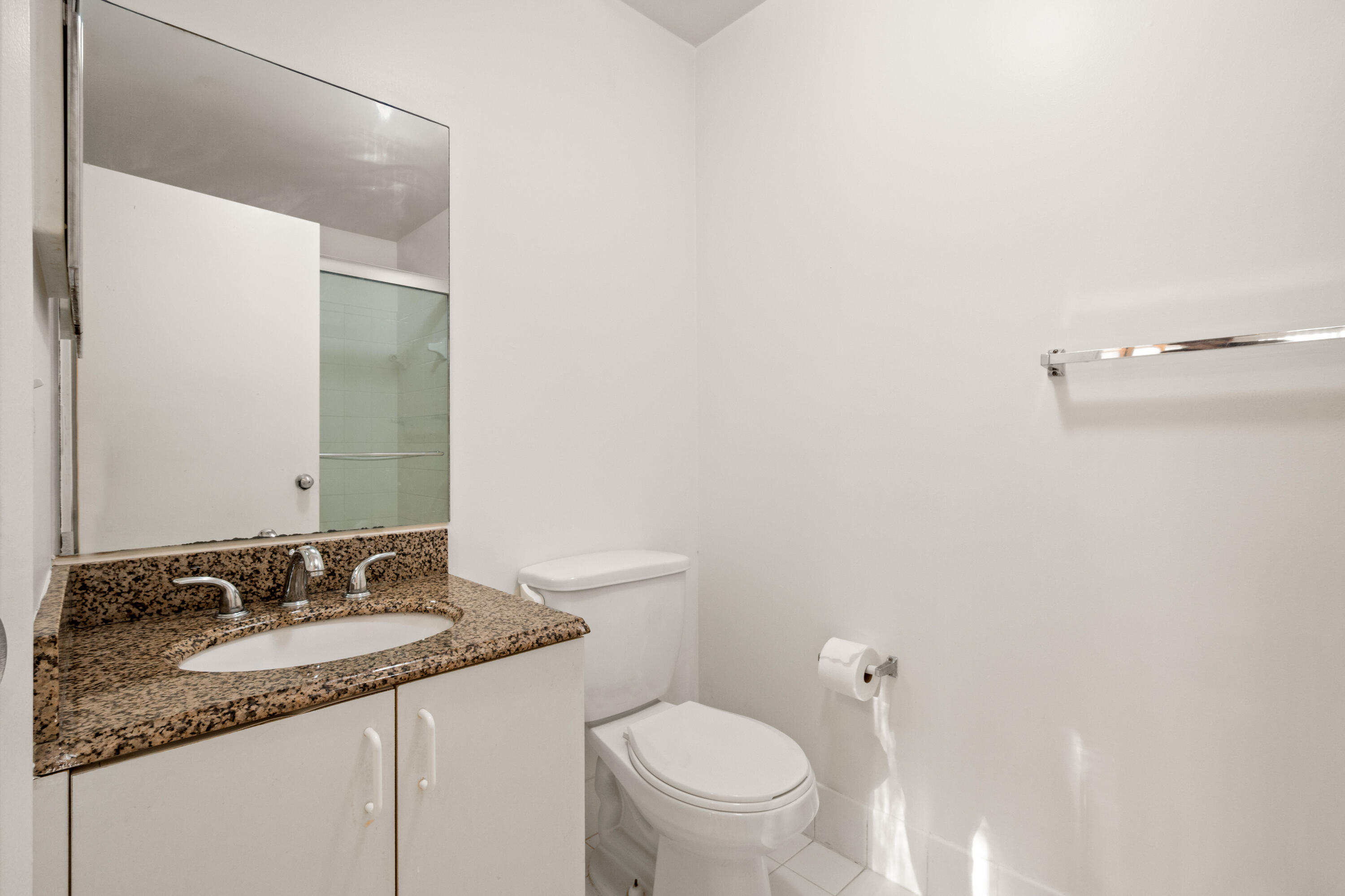 COURTYARDS AT DAVIE CONDO - Residential