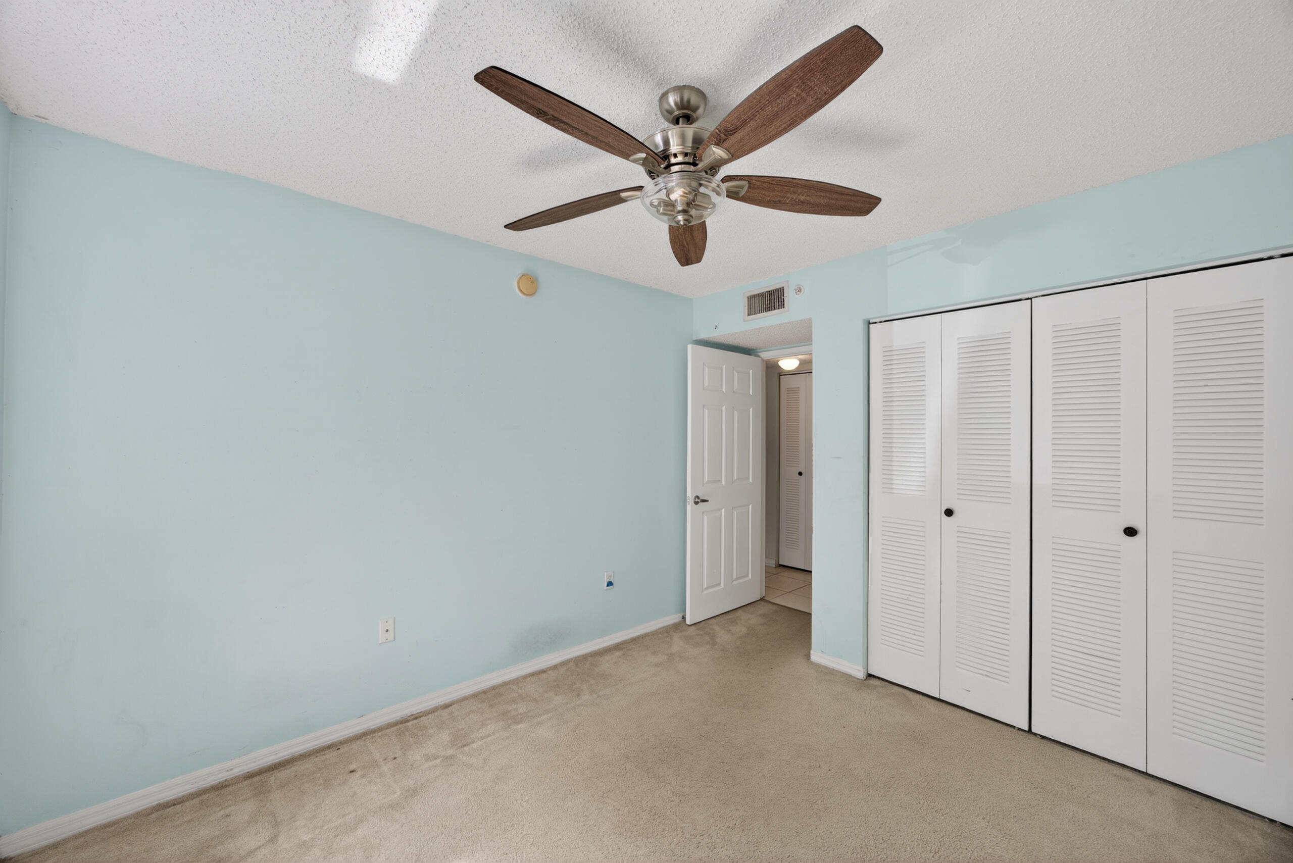 RIVIERA PALMS CONDO - Residential