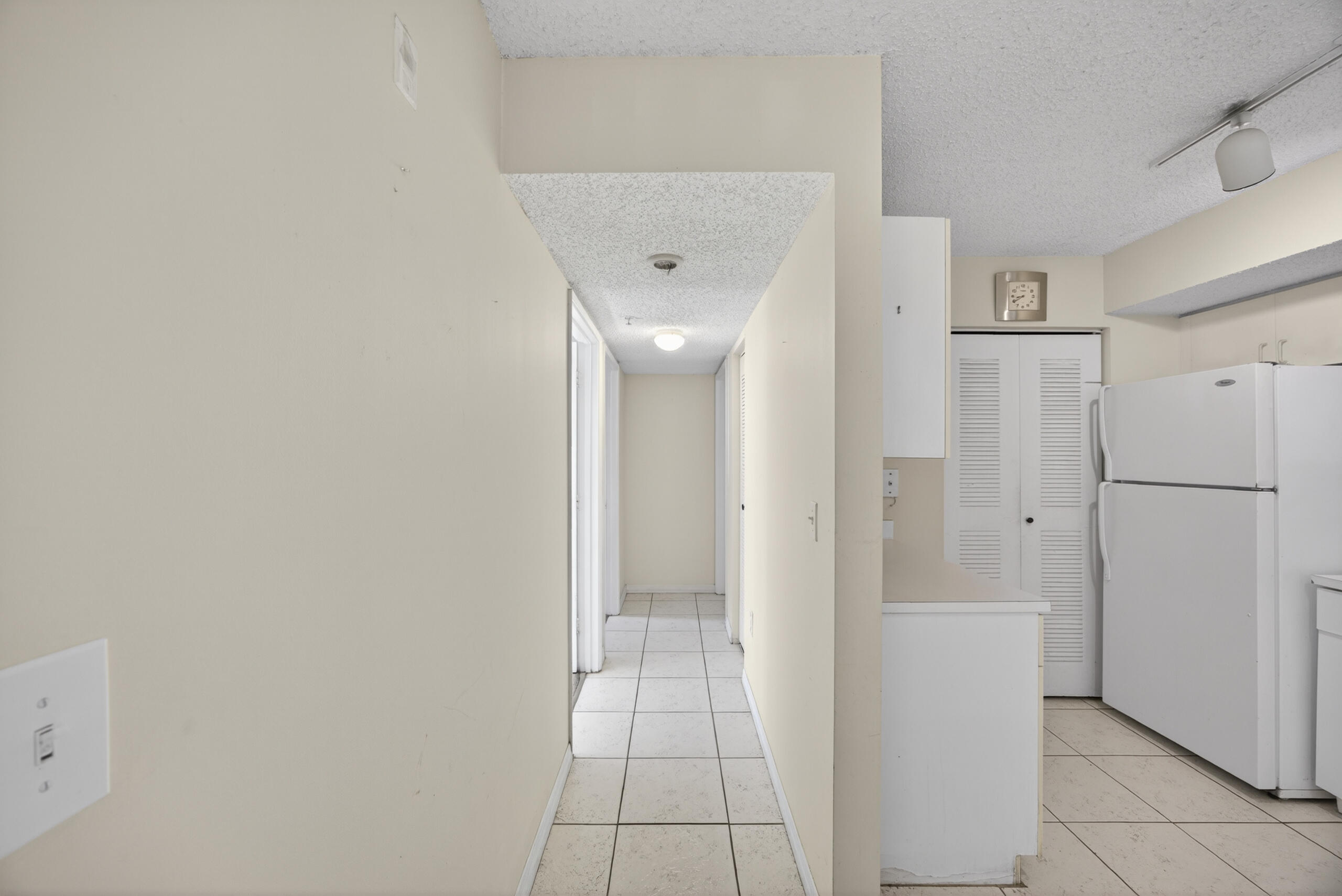 RIVIERA PALMS CONDO - Residential
