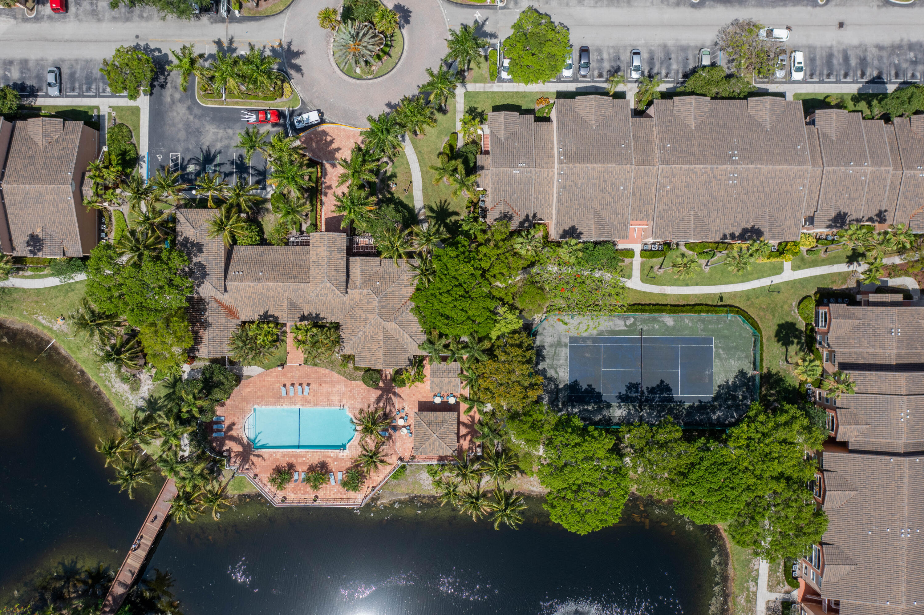 RIVIERA PALMS CONDO - Residential