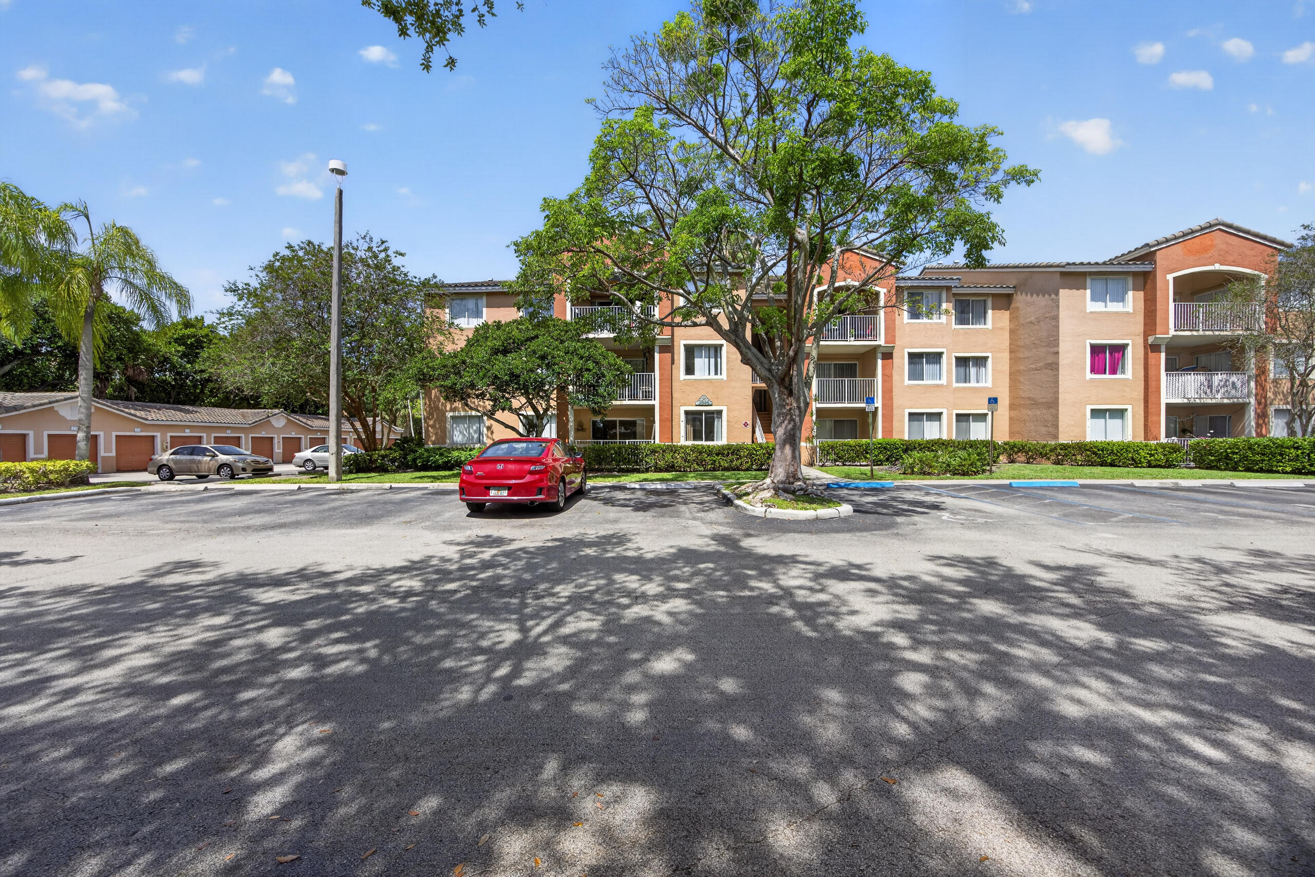 RIVIERA PALMS CONDO - Residential