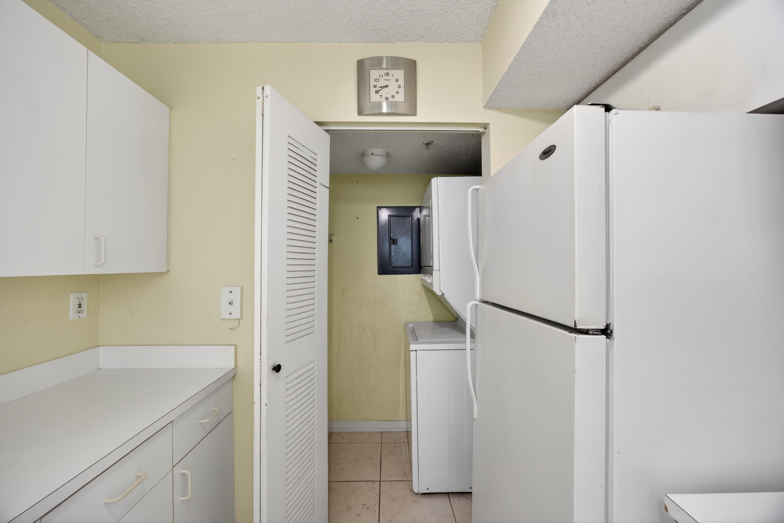 RIVIERA PALMS CONDO - Residential