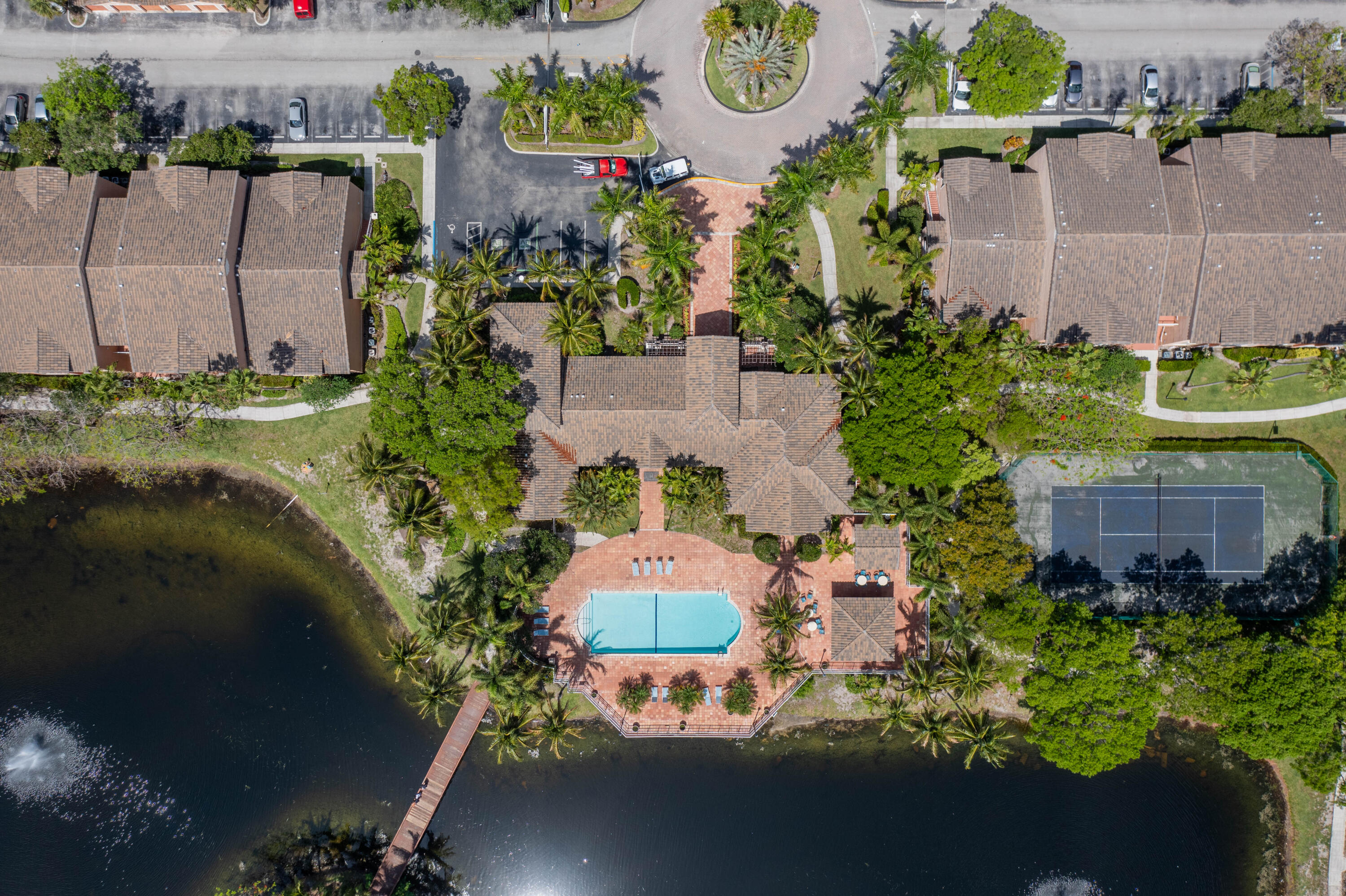 RIVIERA PALMS CONDO - Residential