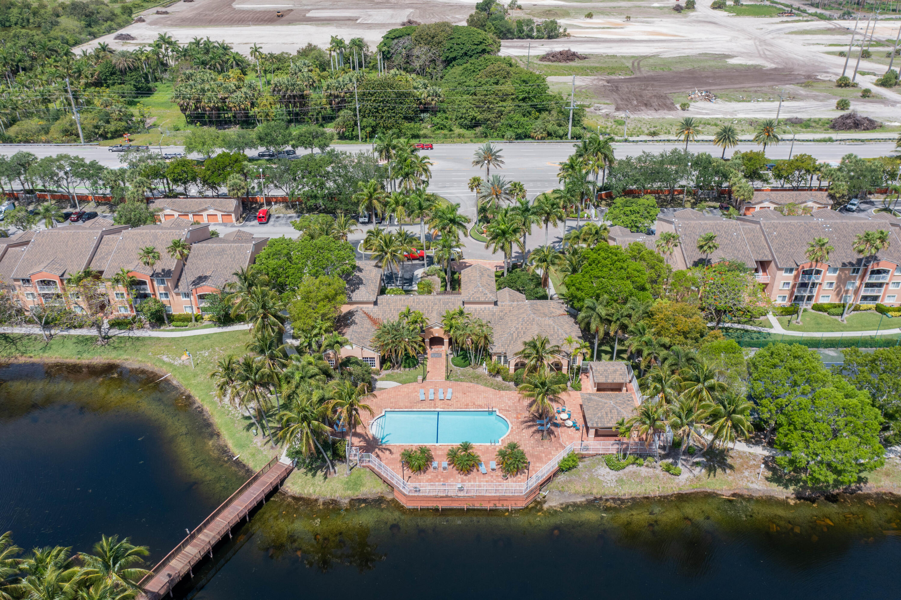 RIVIERA PALMS CONDO - Residential