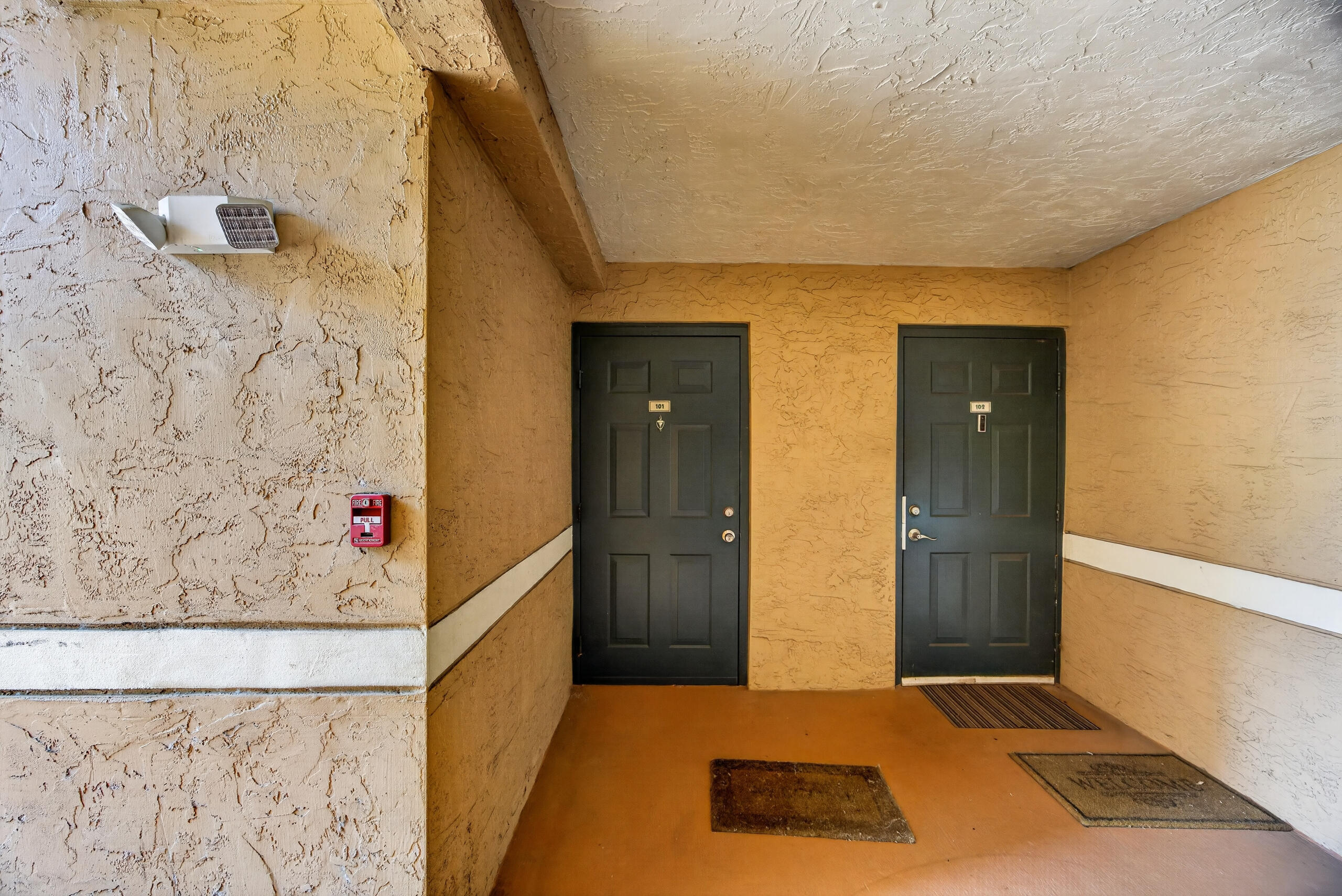 RIVIERA PALMS CONDO - Residential