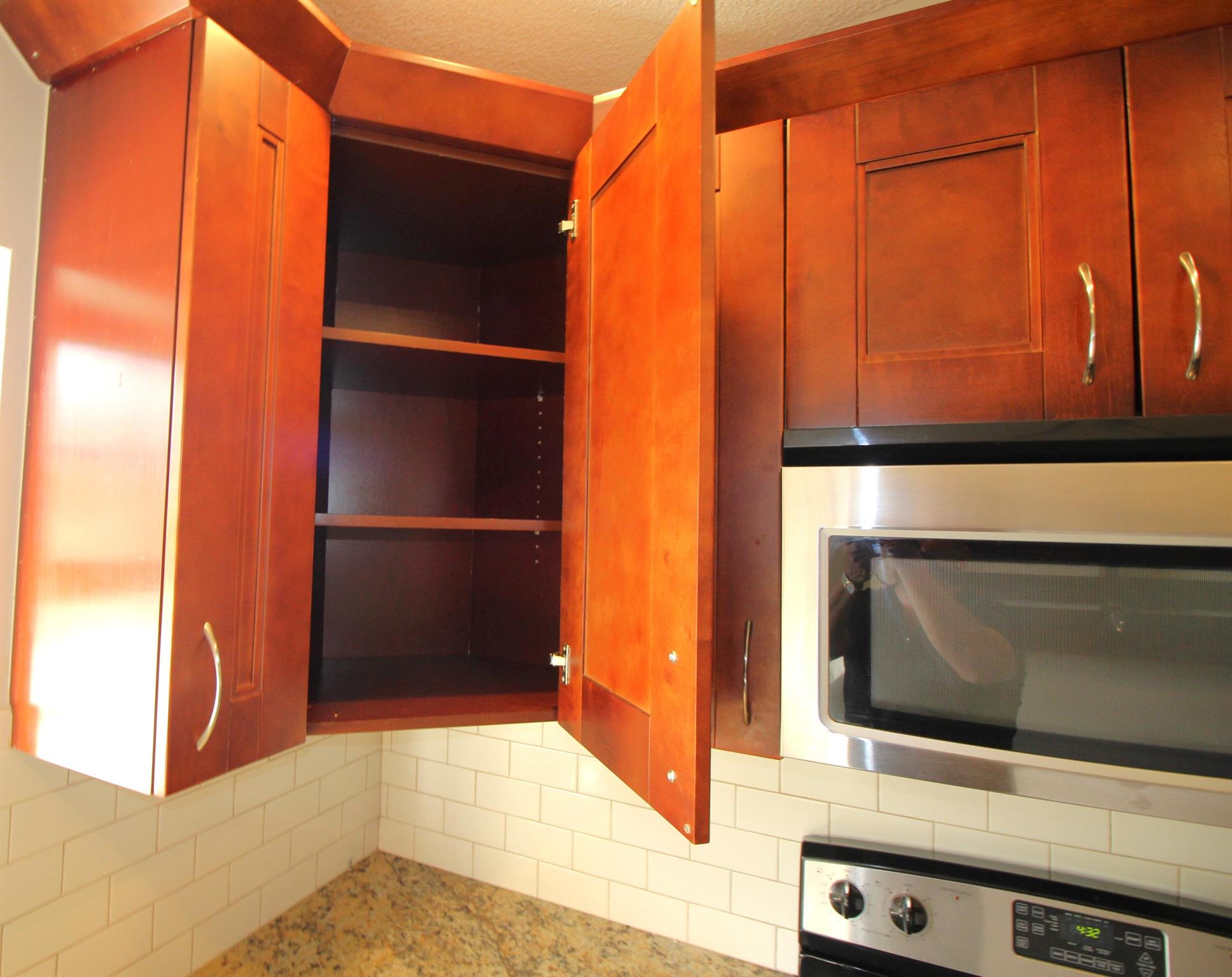 LAKE WINDWOOD CONDO - Residential