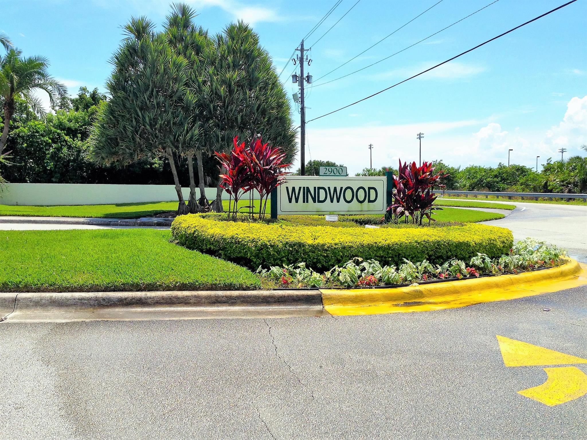 LAKE WINDWOOD CONDO - Residential