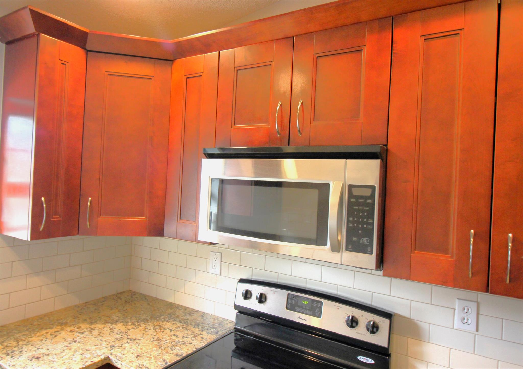 LAKE WINDWOOD CONDO - Residential