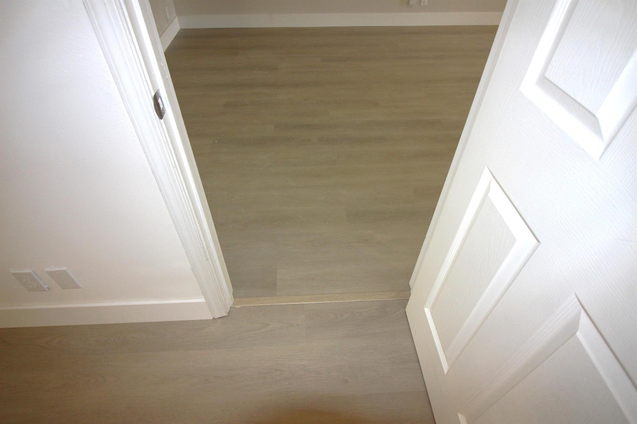 LAKE WINDWOOD CONDO - Residential