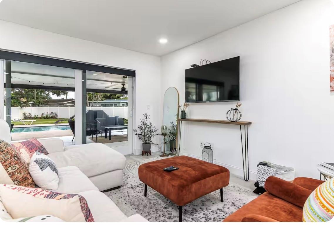 BONIE VILLAS SEC ONE 57-21 - Residential Lease
