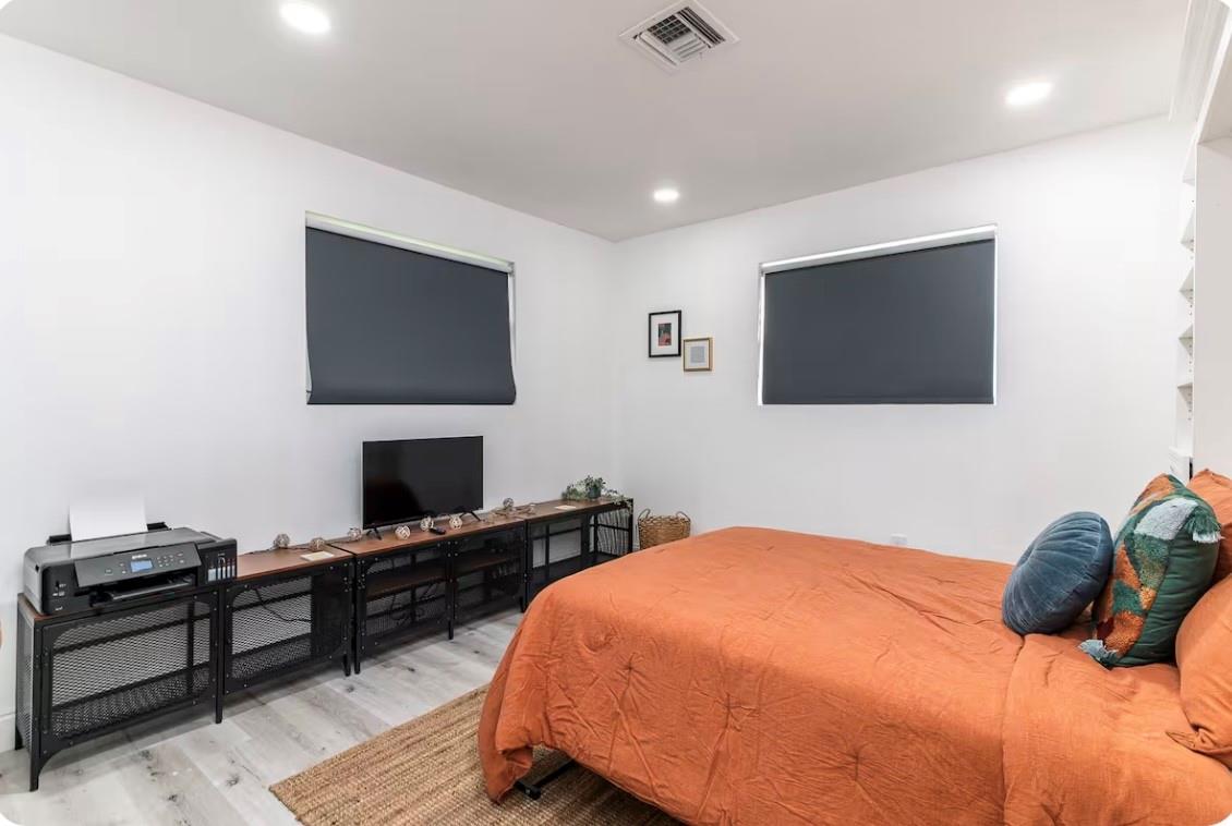 BONIE VILLAS SEC ONE 57-21 - Residential Lease