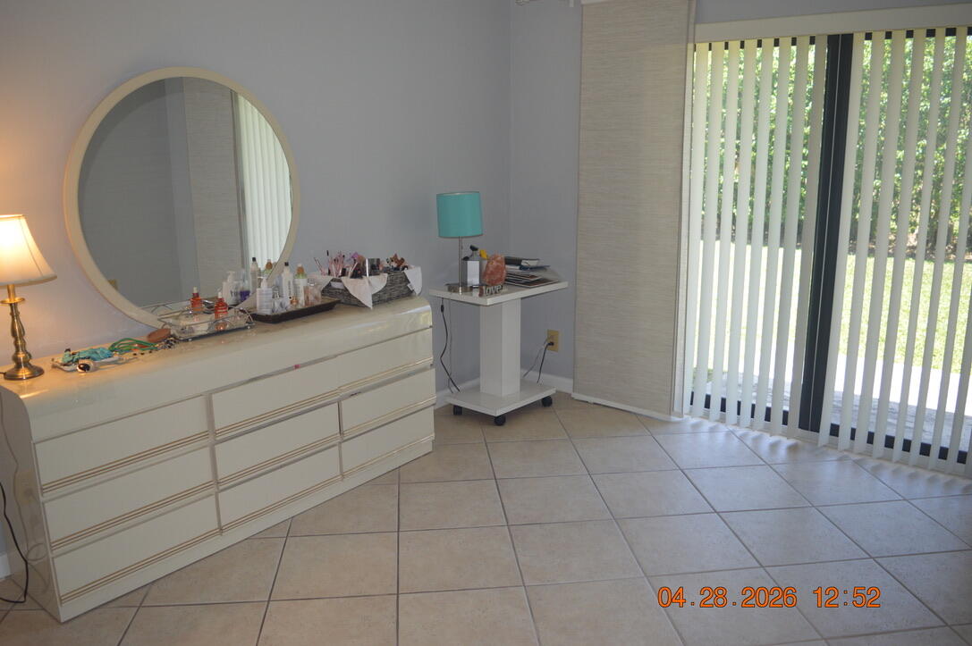 DELRAY VILLAS 3 - Residential