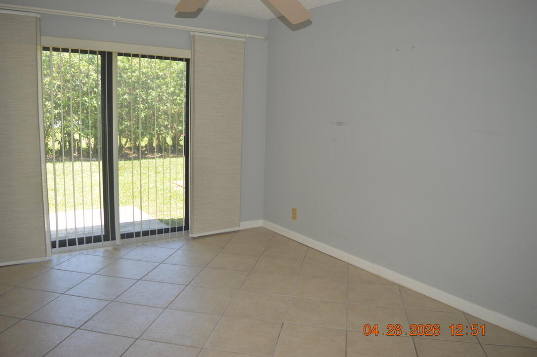 DELRAY VILLAS 3 - Residential