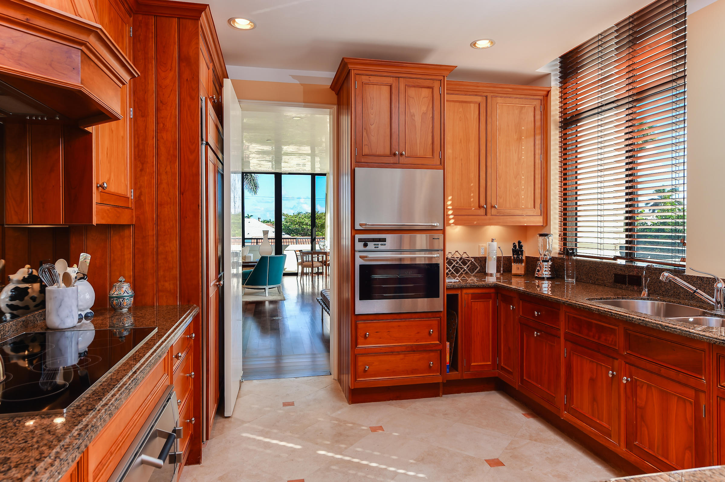 IL LUGANO CONDO - Residential