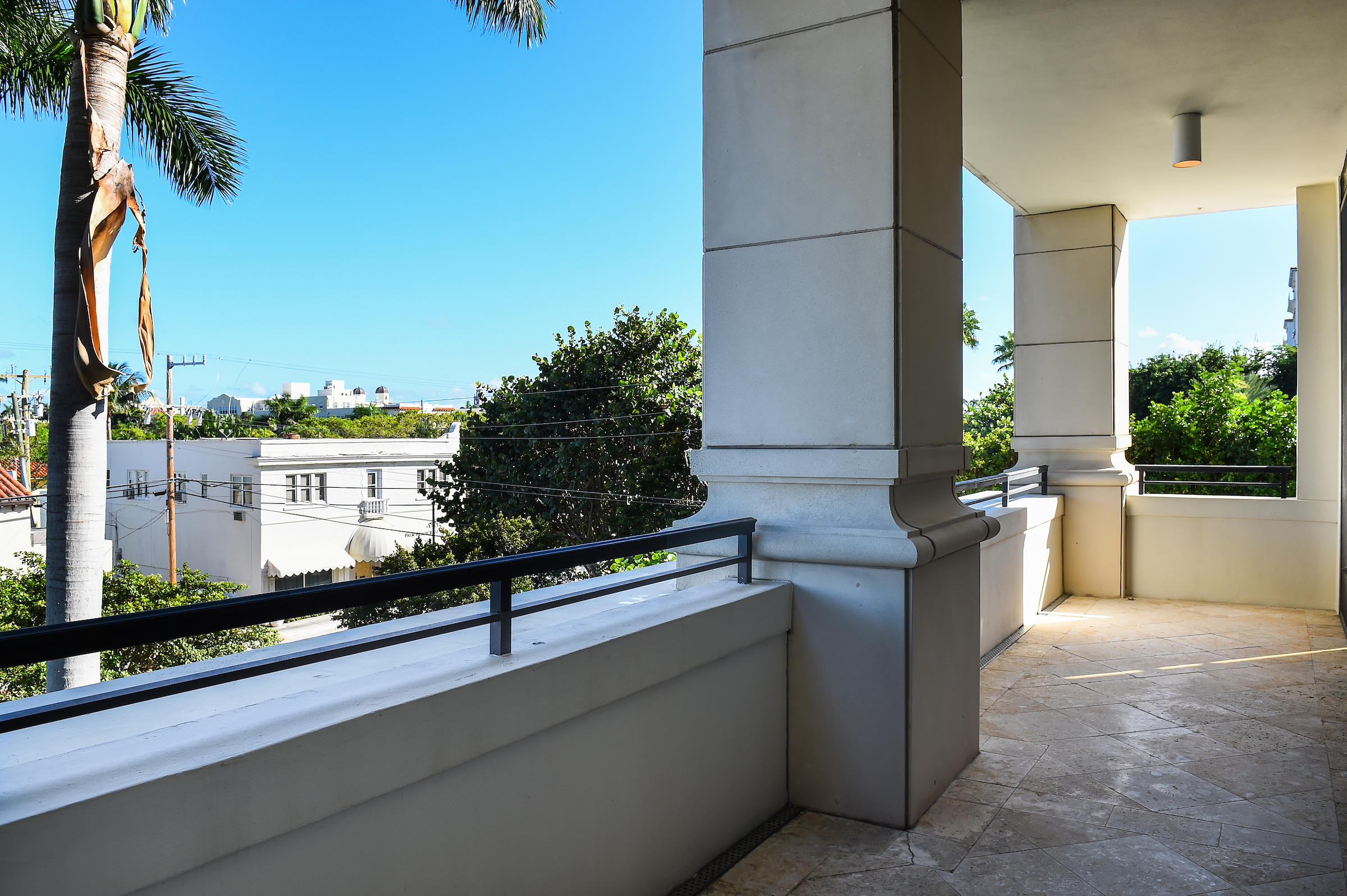 IL LUGANO CONDO - Residential