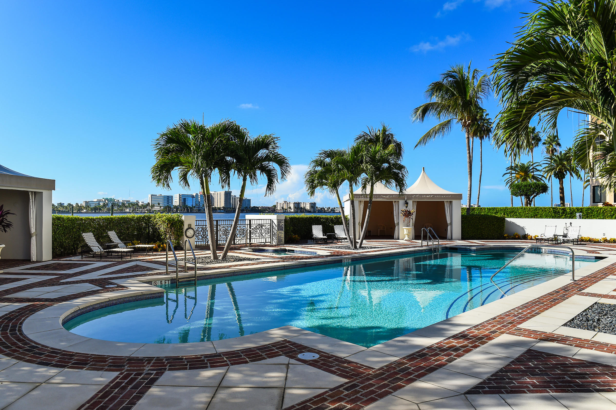 IL LUGANO CONDO - Residential