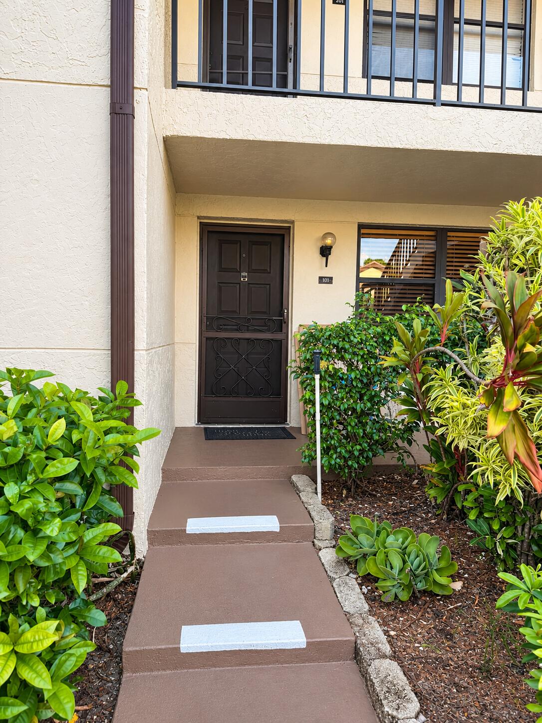View photos, virtual tours, details... 7642 Tahiti Lane 101
