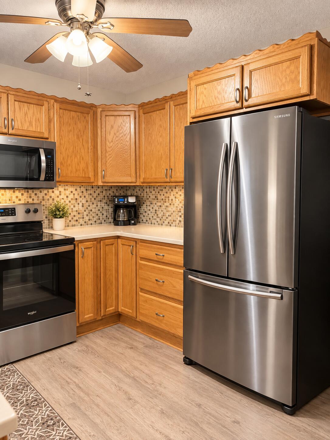View photos, virtual tours, details... 7642 Tahiti Lane 101