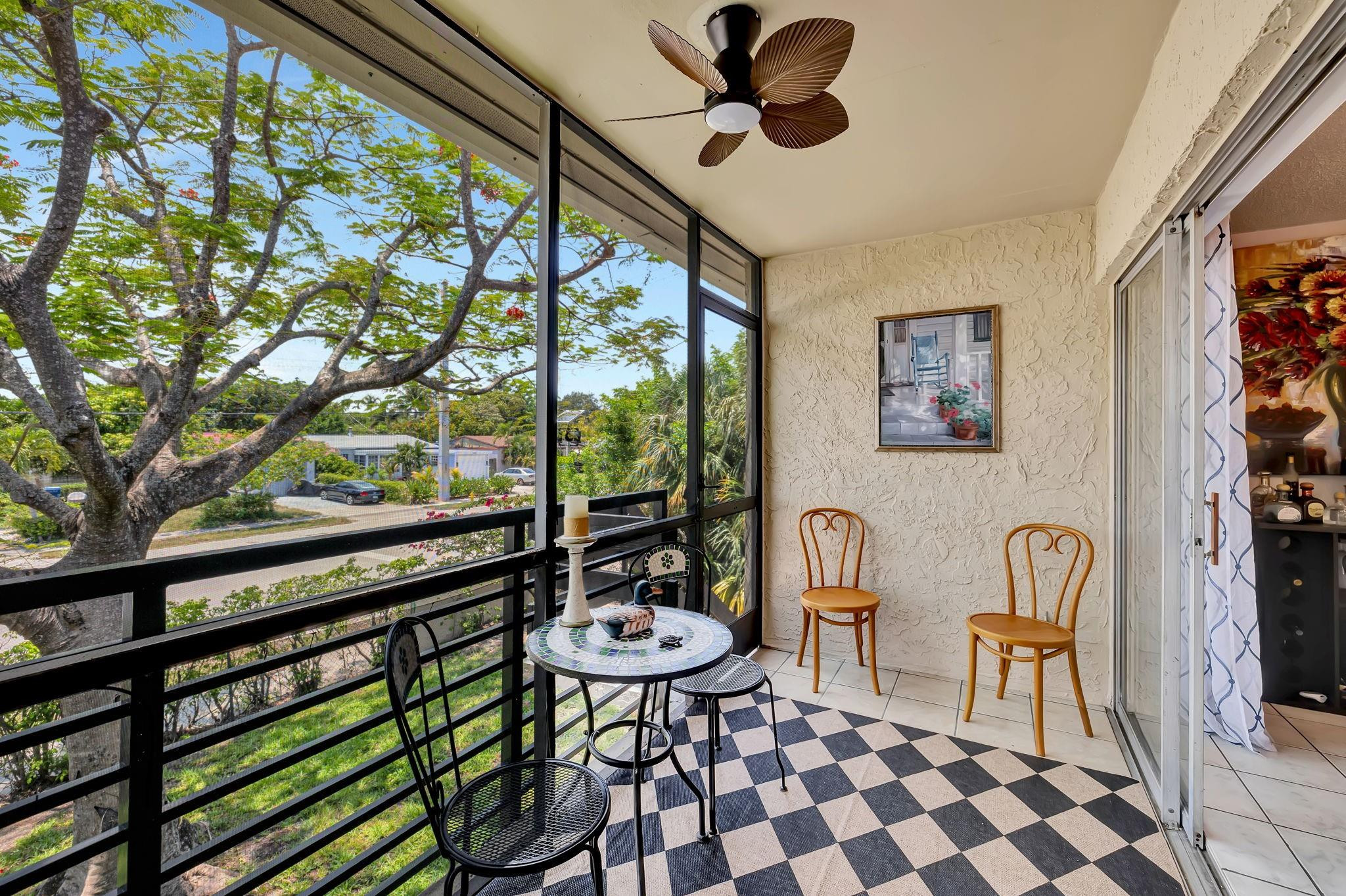 EMBARCADERO - Residential