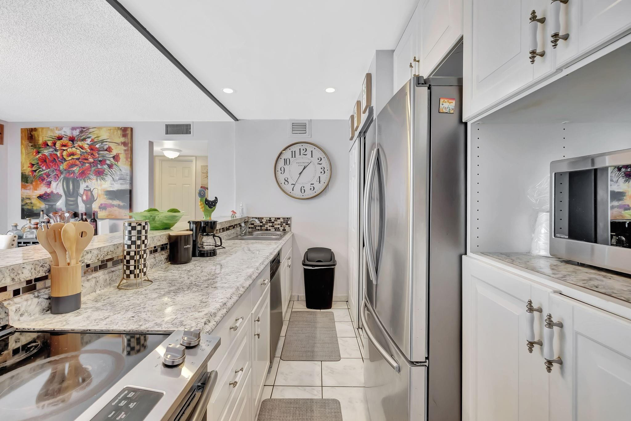 EMBARCADERO - Residential