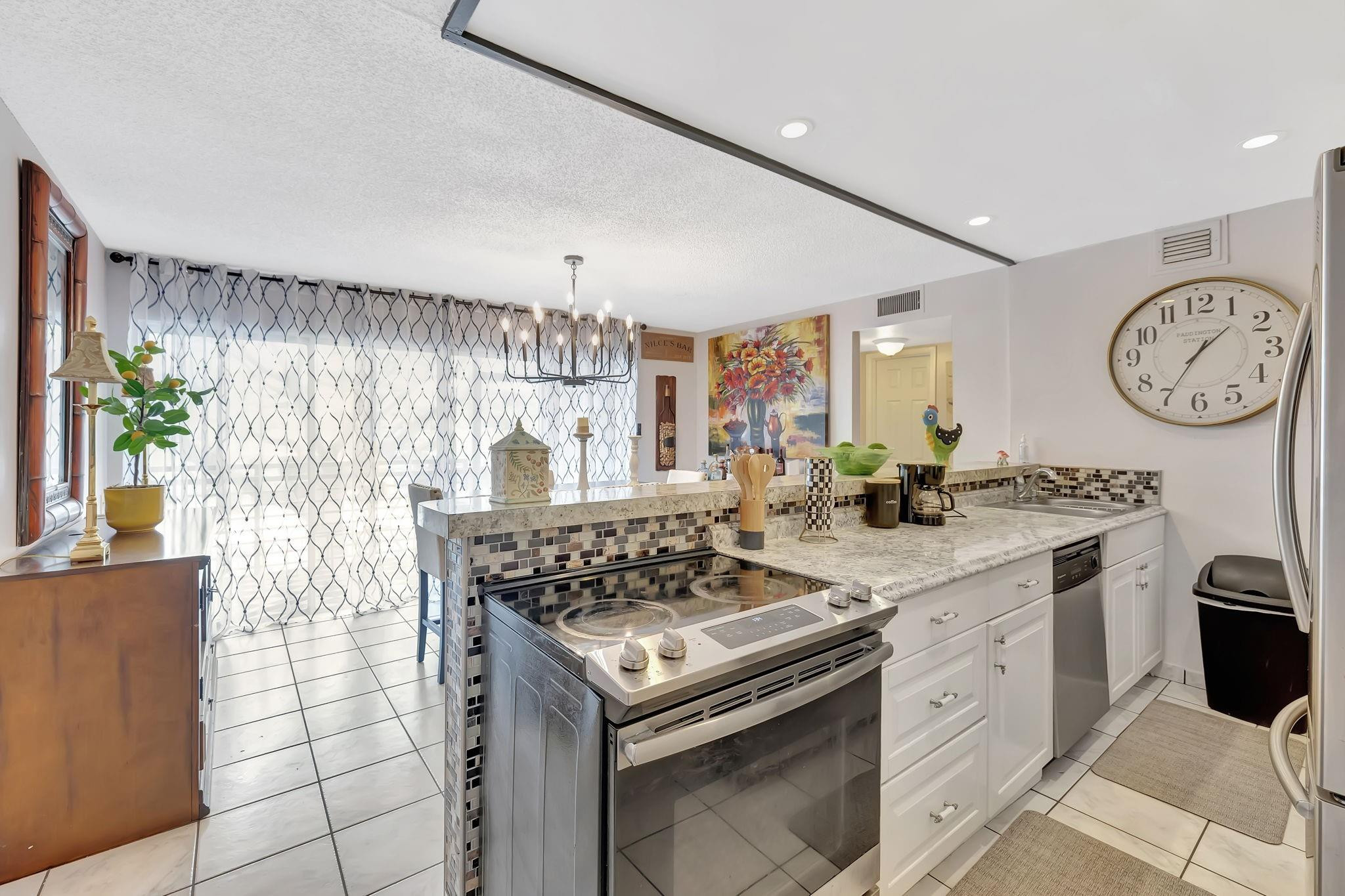 EMBARCADERO - Residential