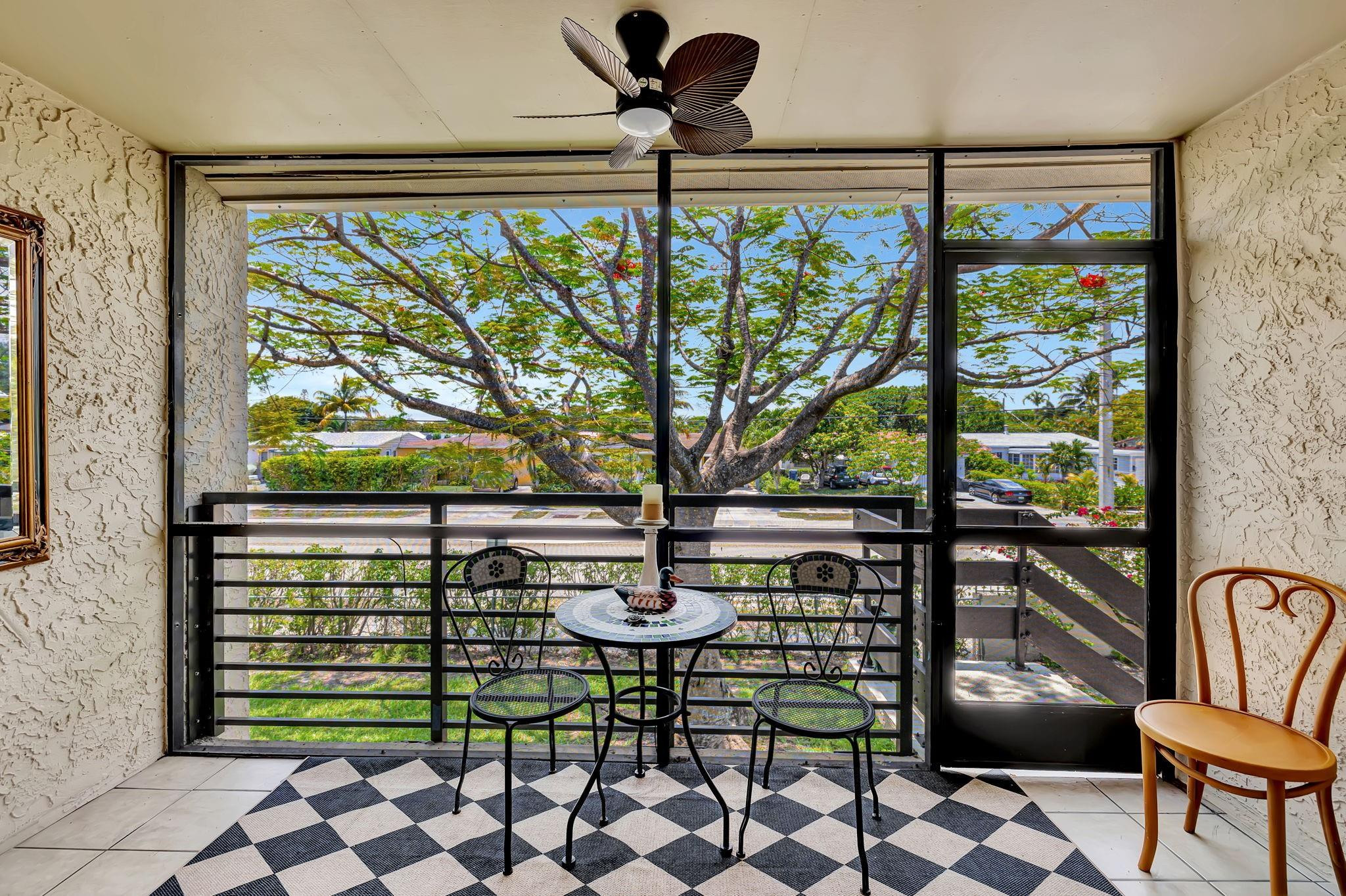 EMBARCADERO - Residential