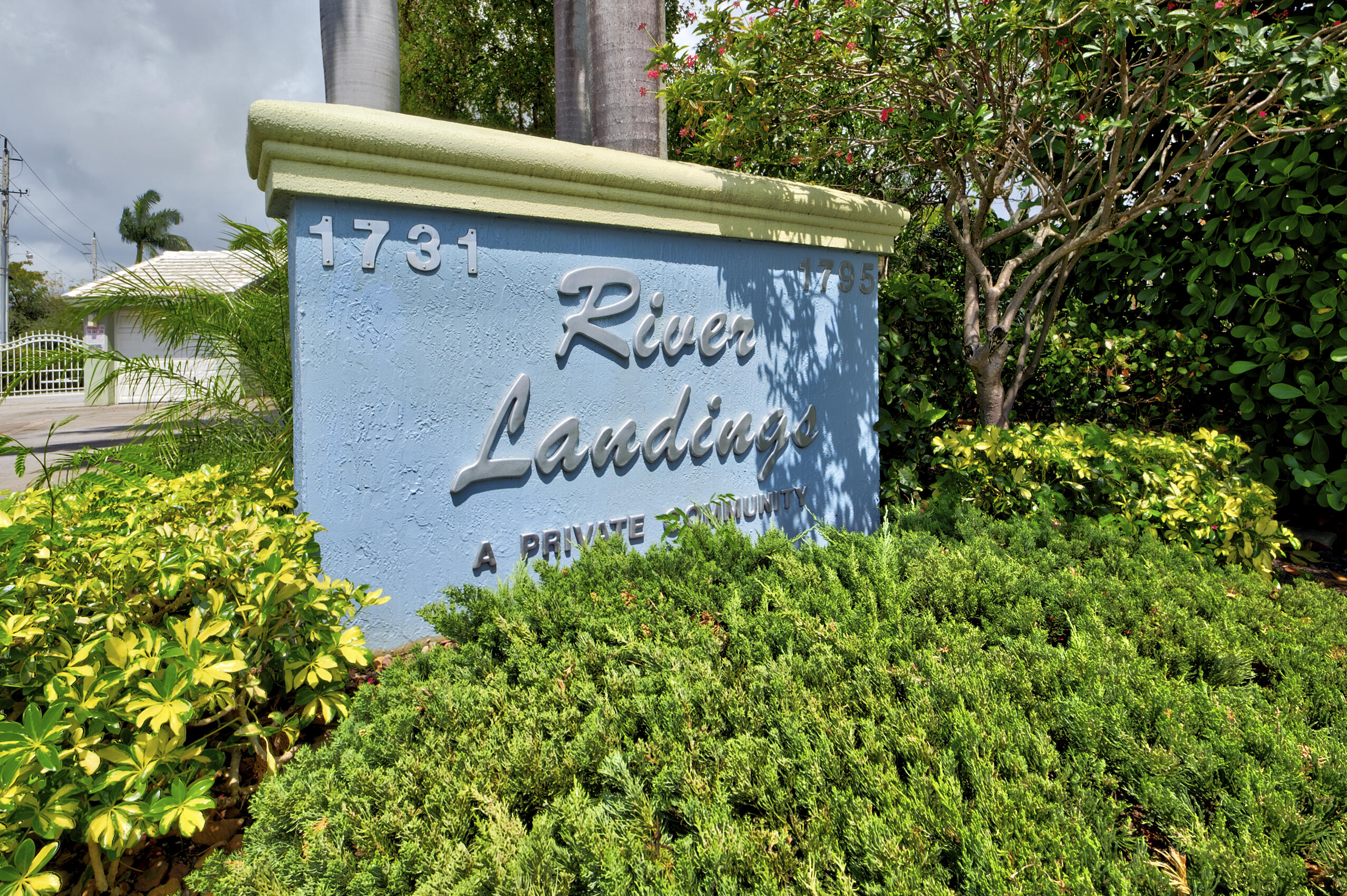 RIVER LANDINGS CONDO - Residential