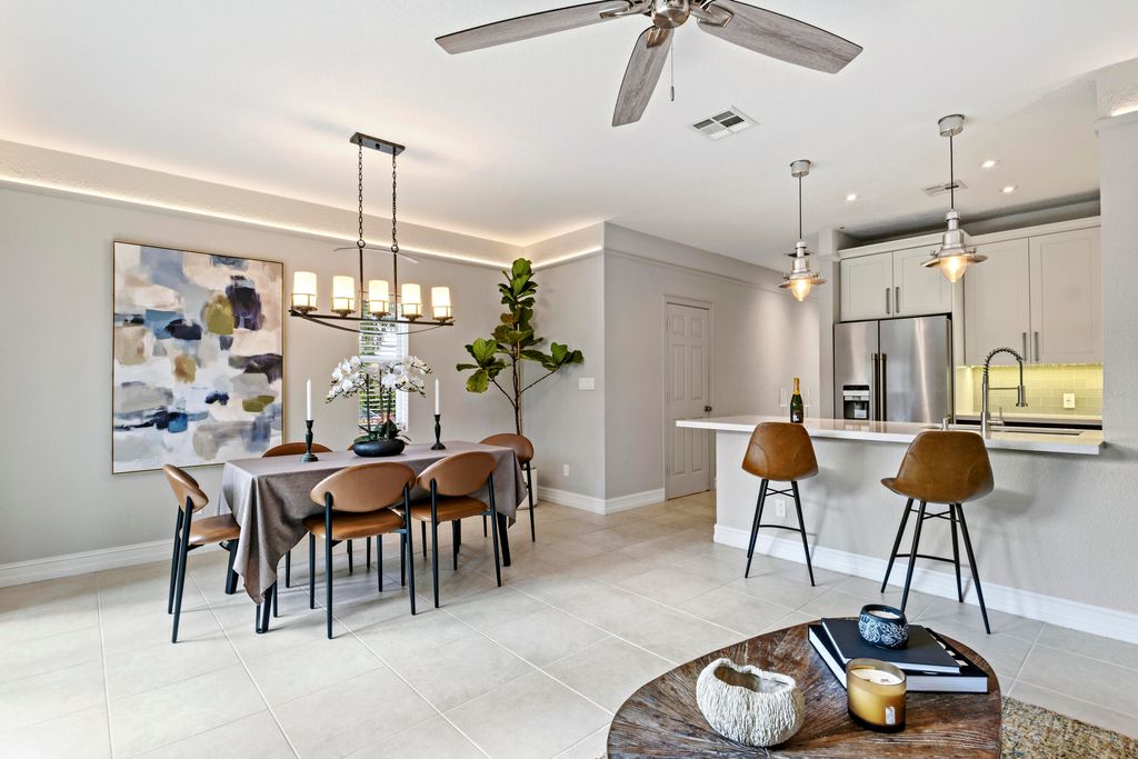 Photo of 1741 NE 4th Avenue #F5, Fort Lauderdale, FL 33305 (MLS # B26025353)