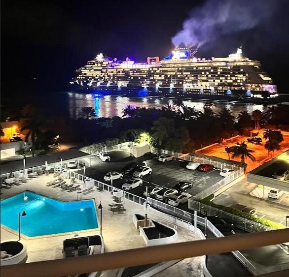 EVERGLADES HOUSE CONDO - Residential