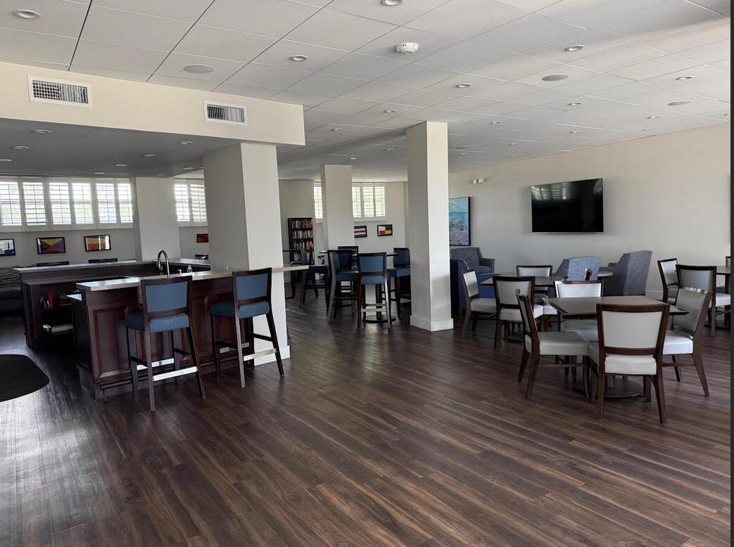 EVERGLADES HOUSE CONDO - Residential