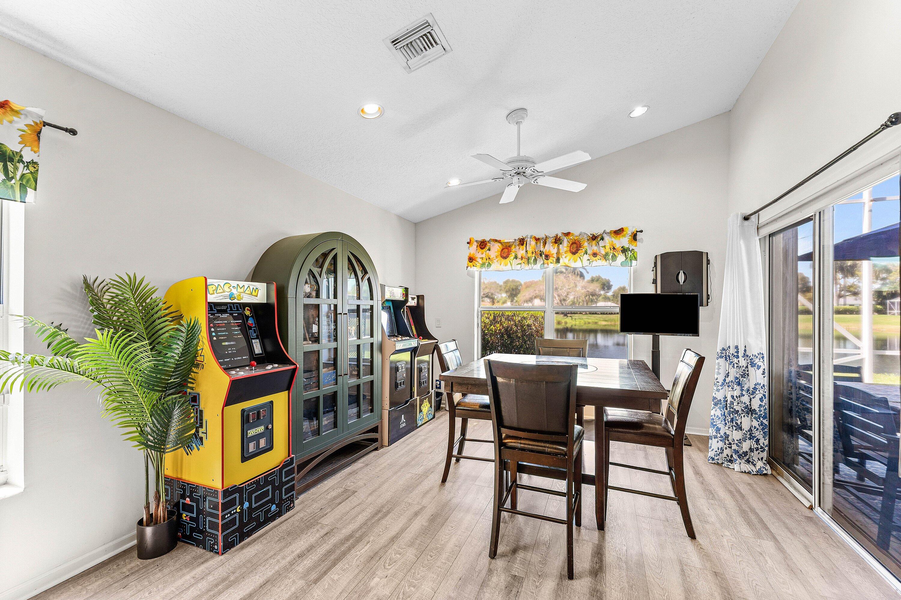 Twin Lakes - Residential