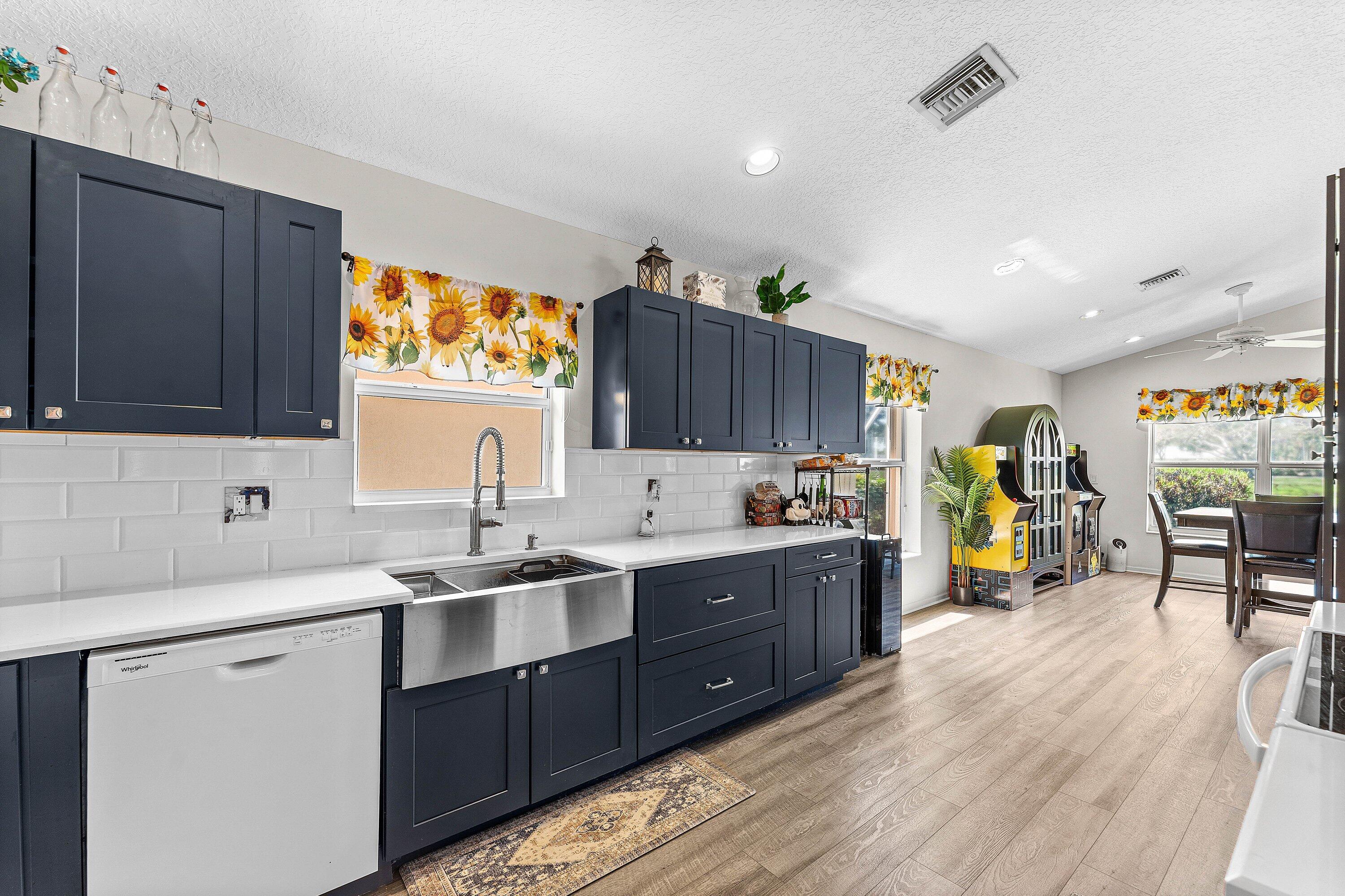 Twin Lakes - Residential