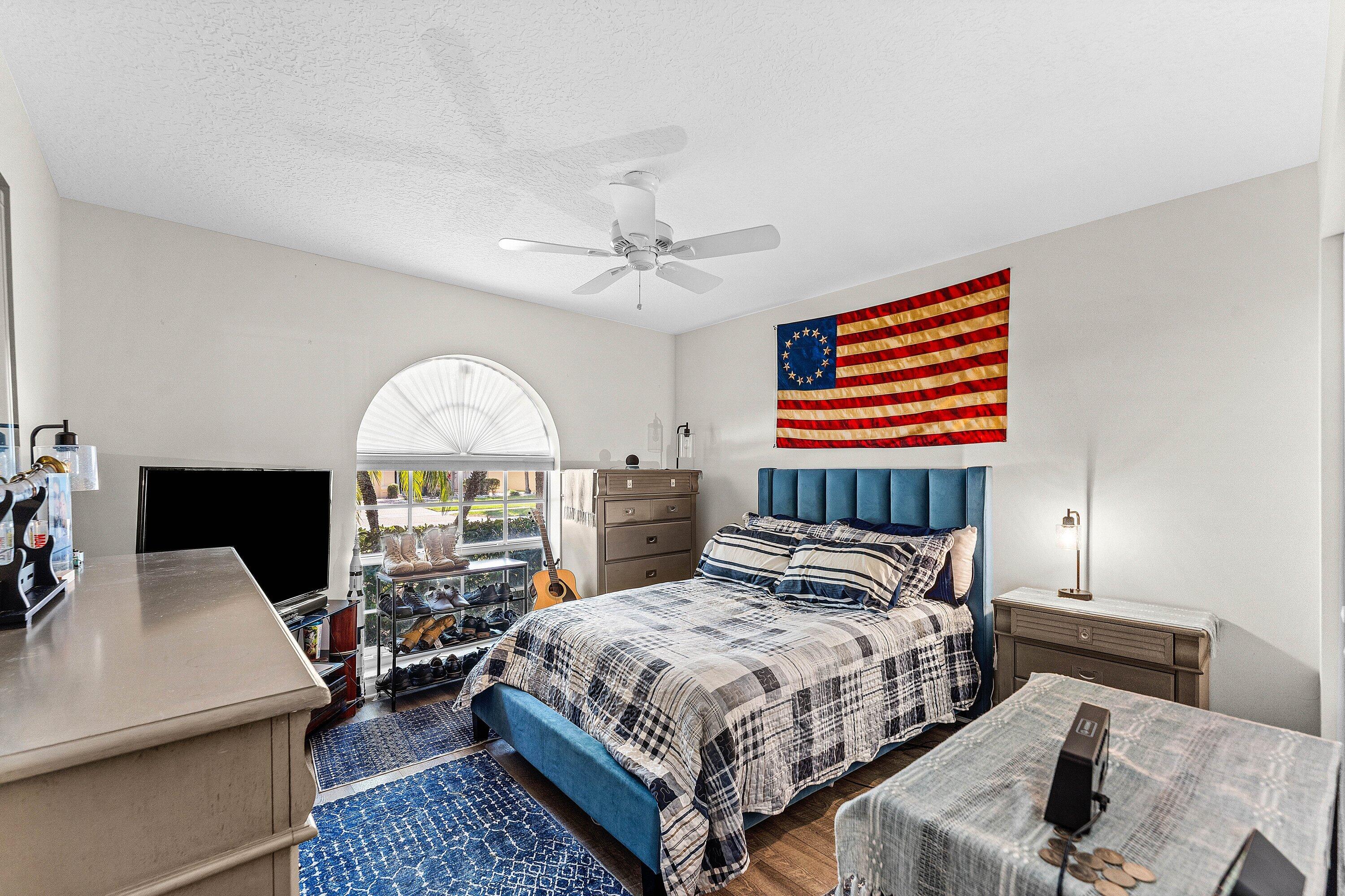 Twin Lakes - Residential