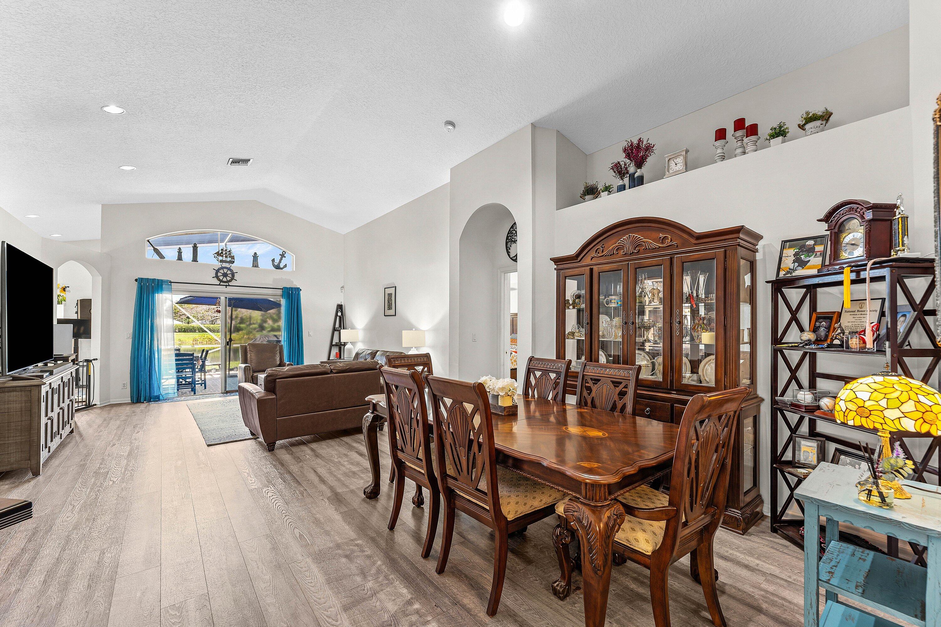 Twin Lakes - Residential