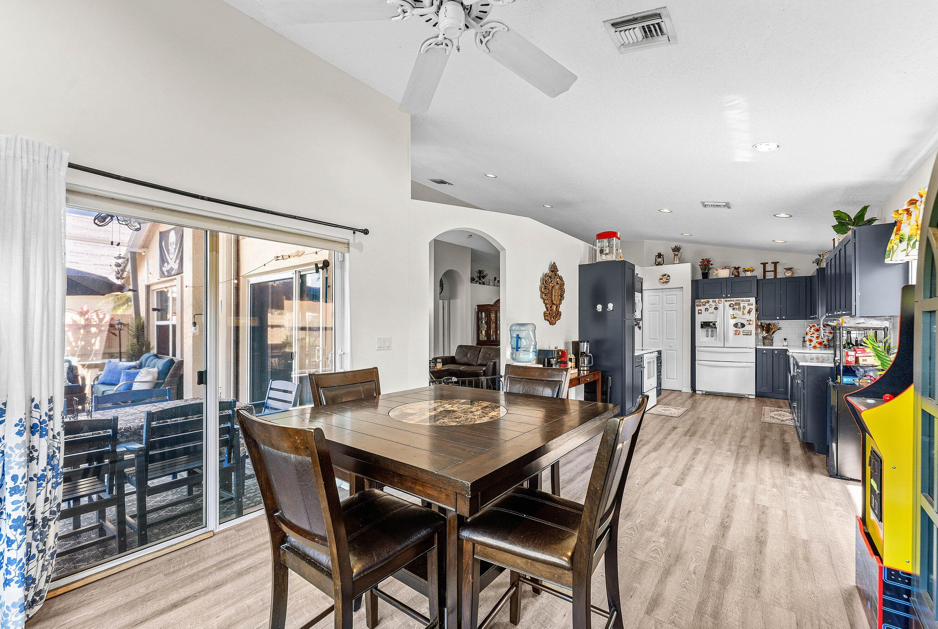 Twin Lakes - Residential