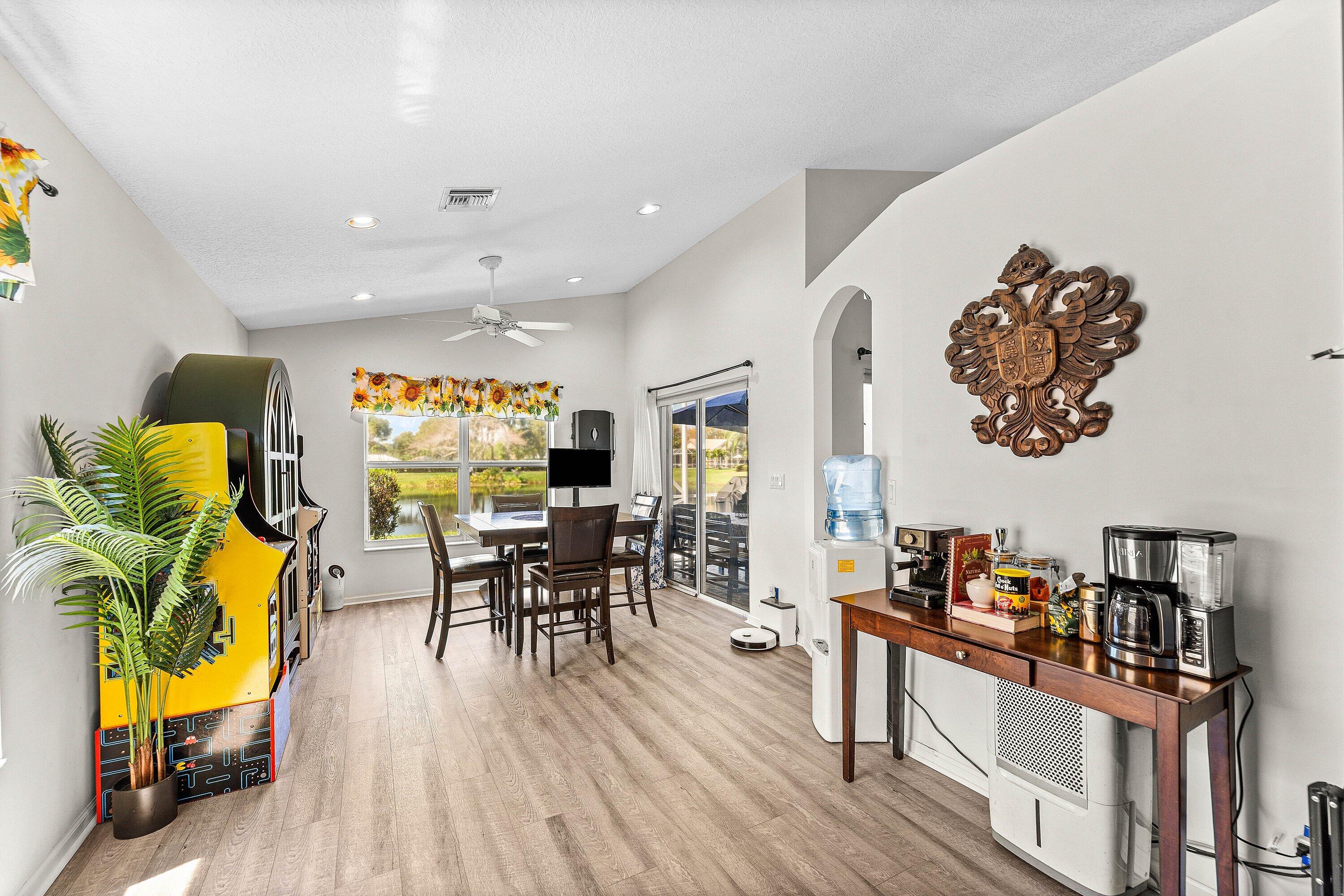 Twin Lakes - Residential