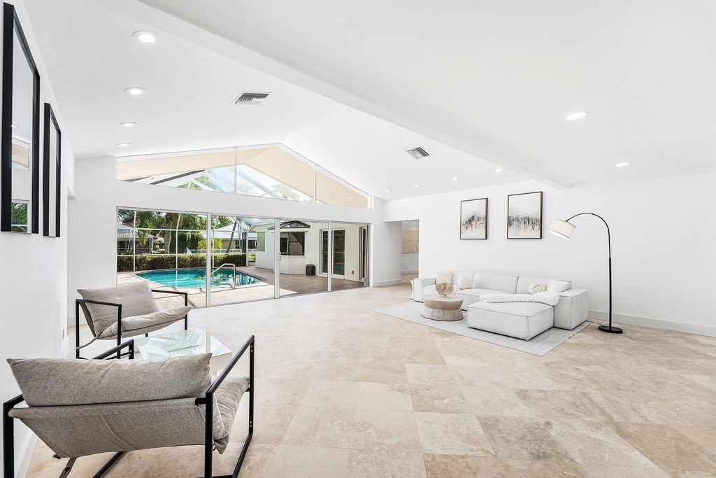Photo of 1332 SW Tamarind Way, Boca Raton, FL 33486 (MLS # R11139363)