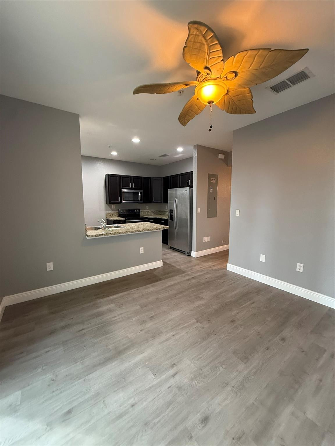 TUSCAN VILLAS - Residential Lease