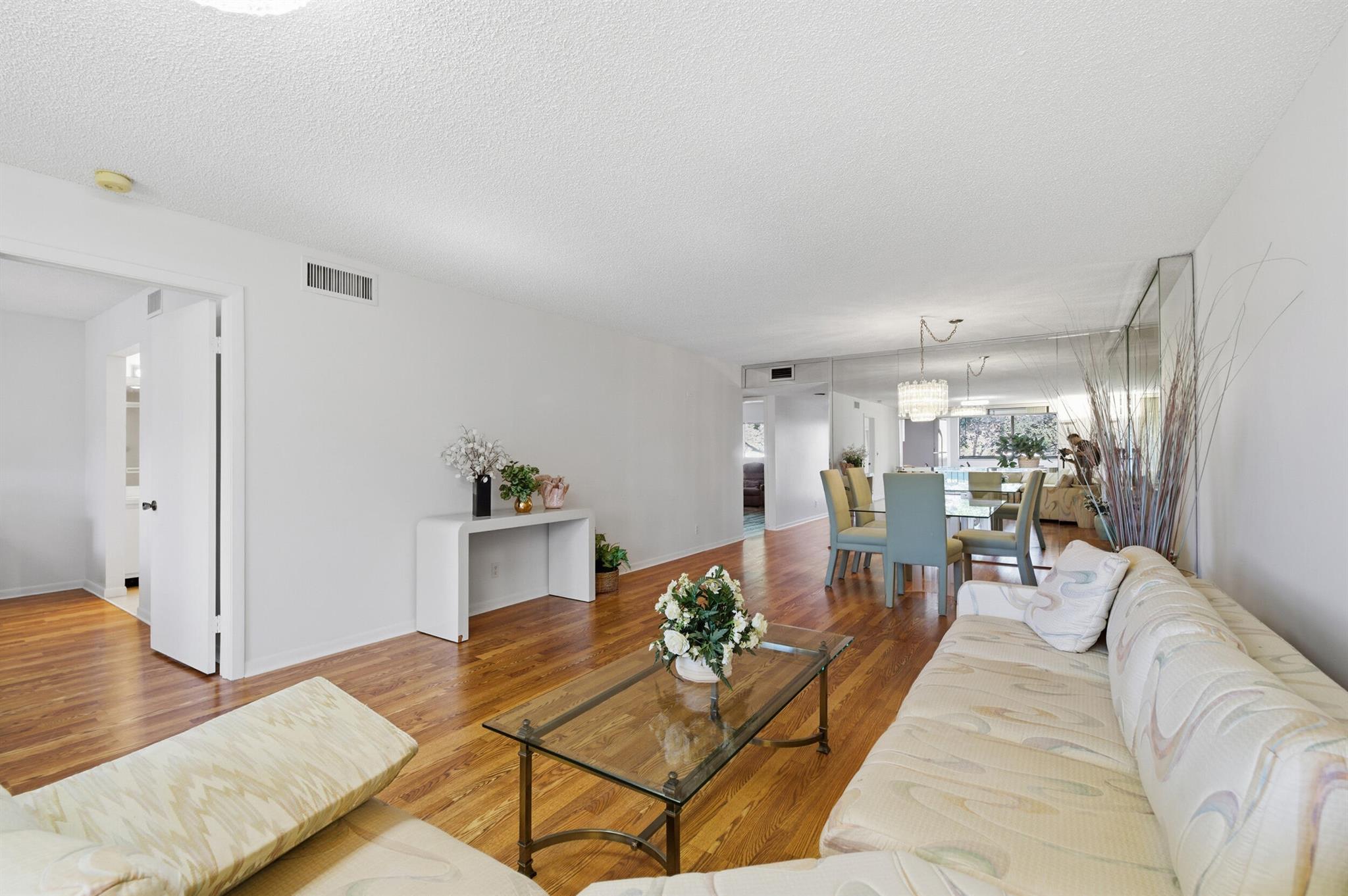 LAKES OF DELRAY WATERSEDG - Residential