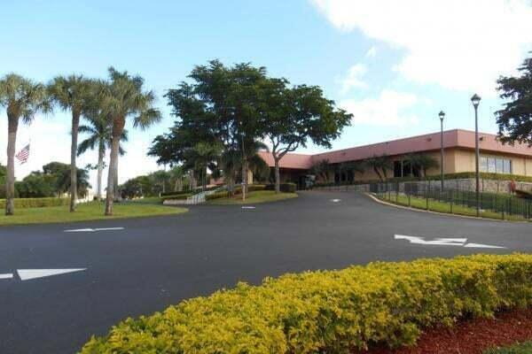 LAKES OF DELRAY WATERSEDG - Residential