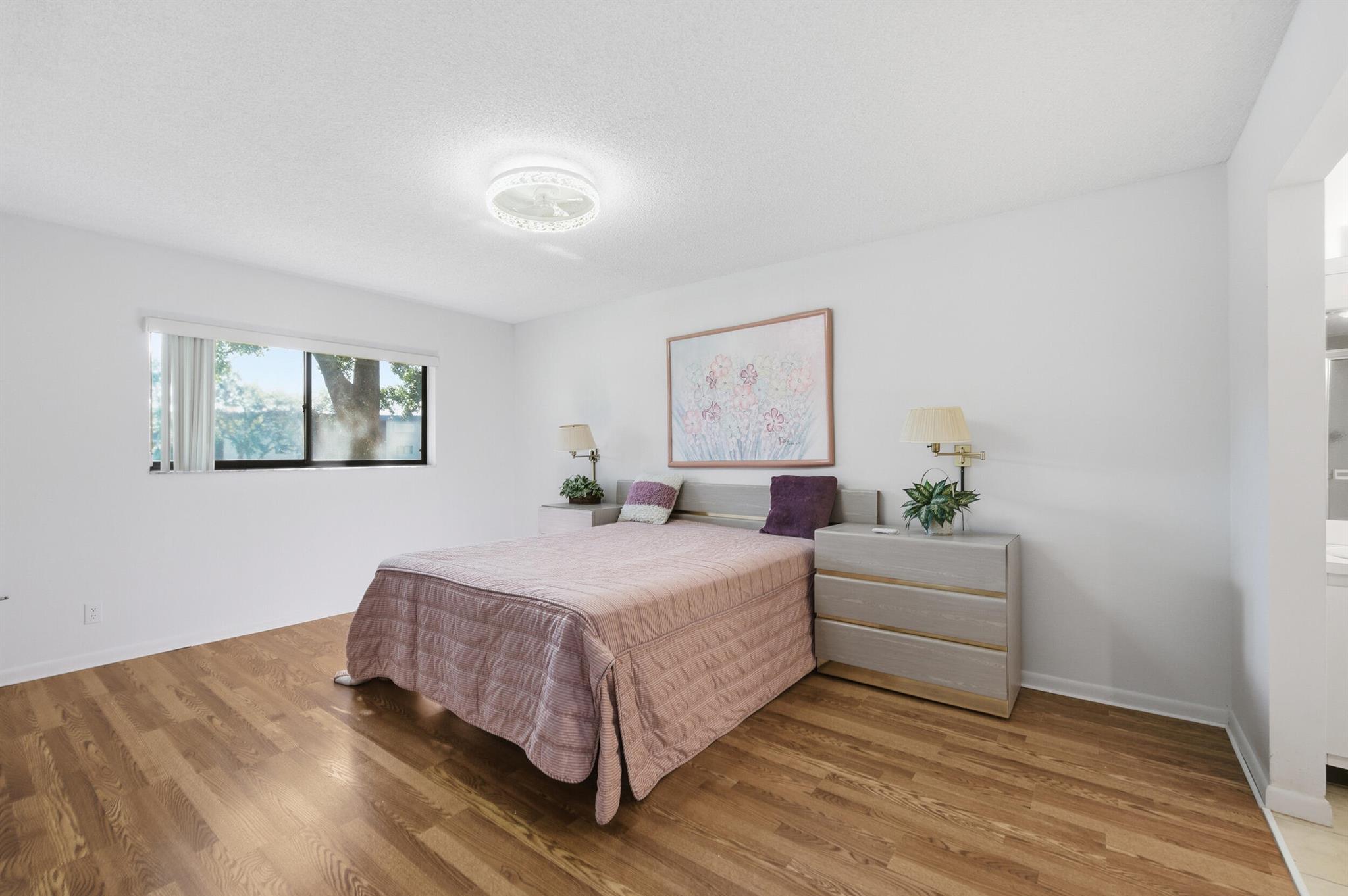 LAKES OF DELRAY WATERSEDG - Residential